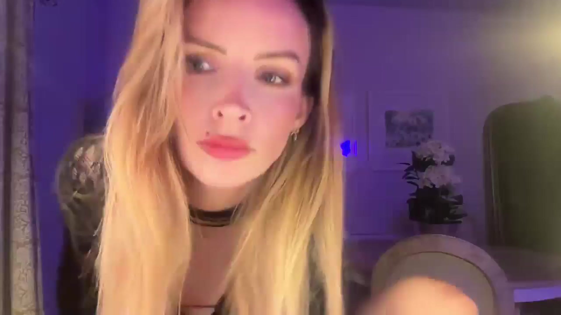 Gallery image thumbnail from Courtney's myfreecams stream on, 08/18/2025, 22:02 image 1 of 20