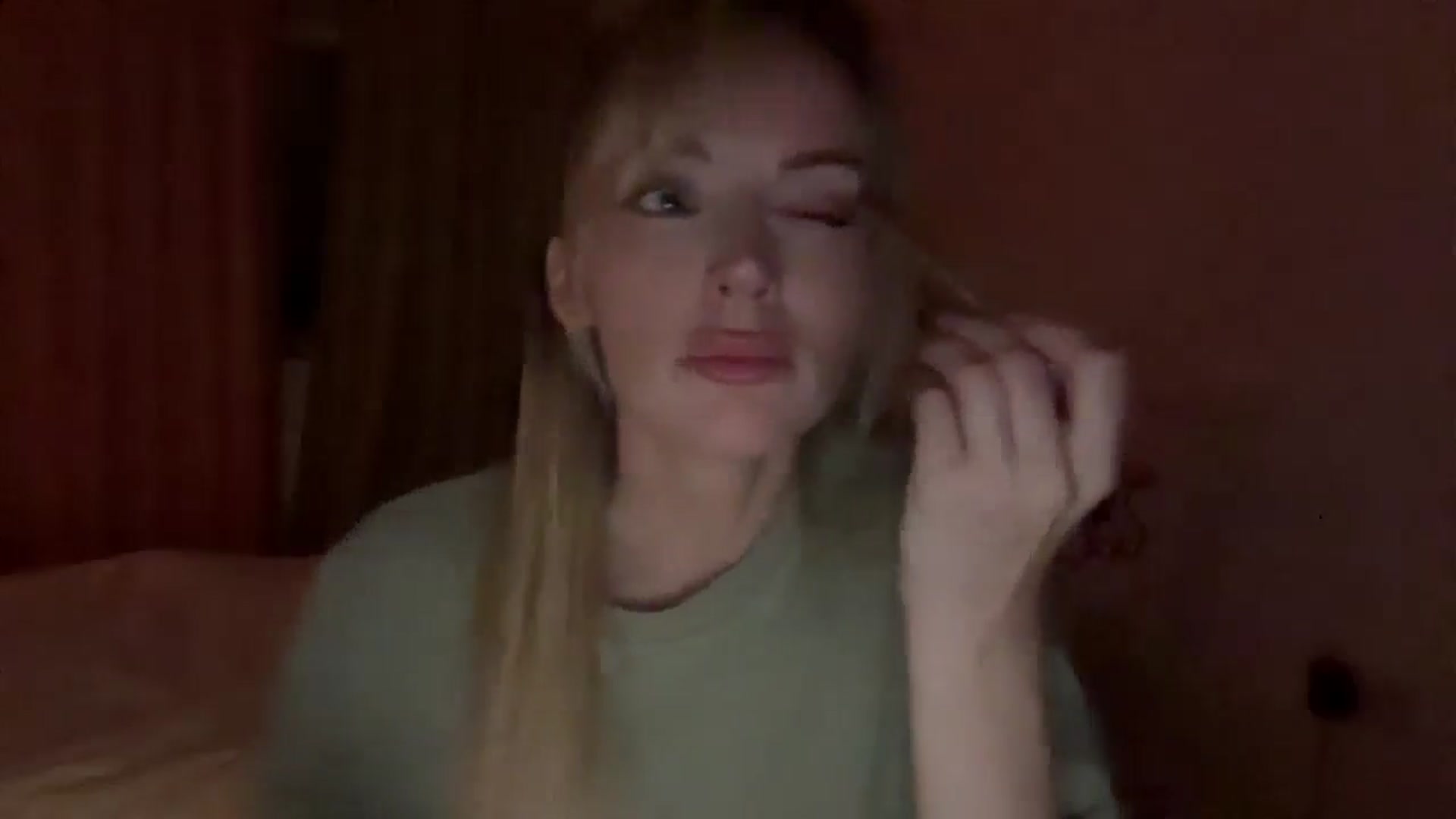 Gallery image thumbnail from Courtney's myfreecams stream on, 08/23/2025, 22:16 image 13 of 20
