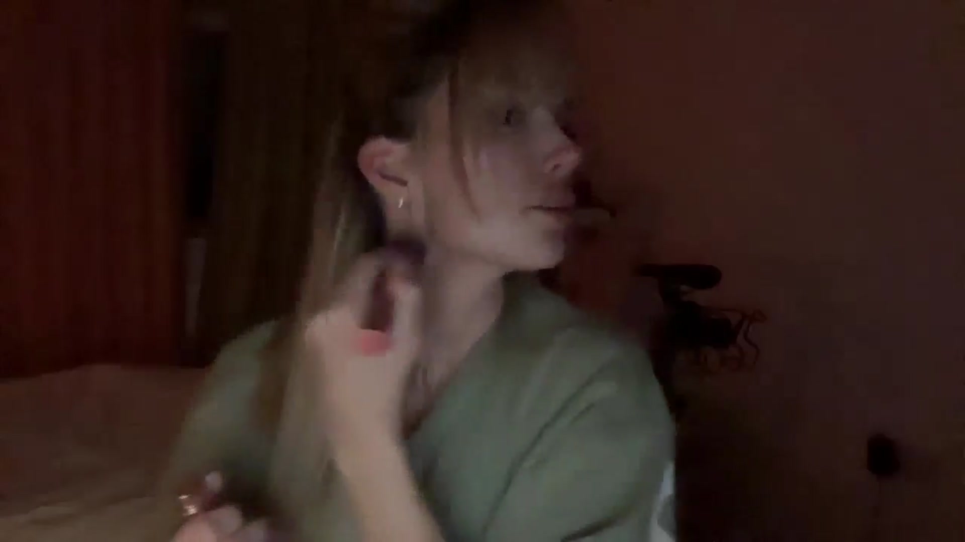 Gallery image thumbnail from Courtney's myfreecams stream on, 08/23/2025, 22:16 image 11 of 20