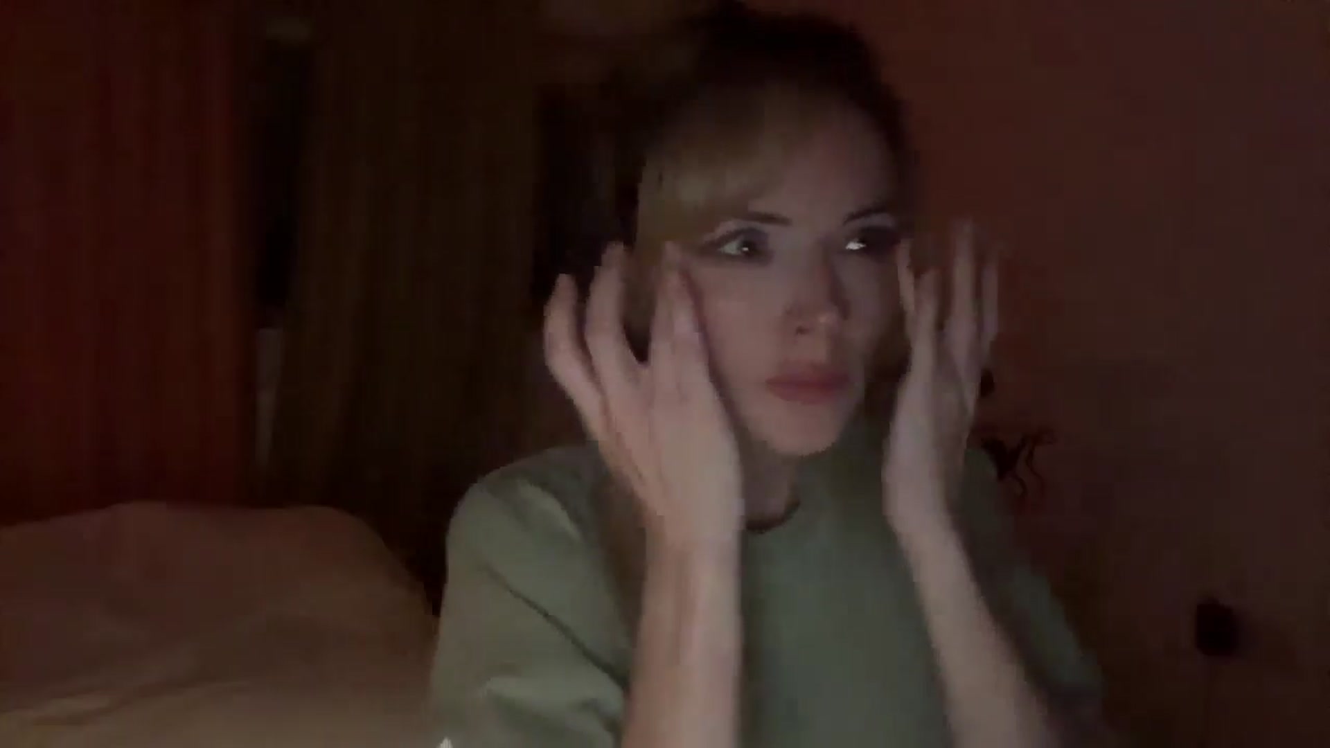 Gallery image thumbnail from Courtney's myfreecams stream on, 08/23/2025, 22:16 image 15 of 20