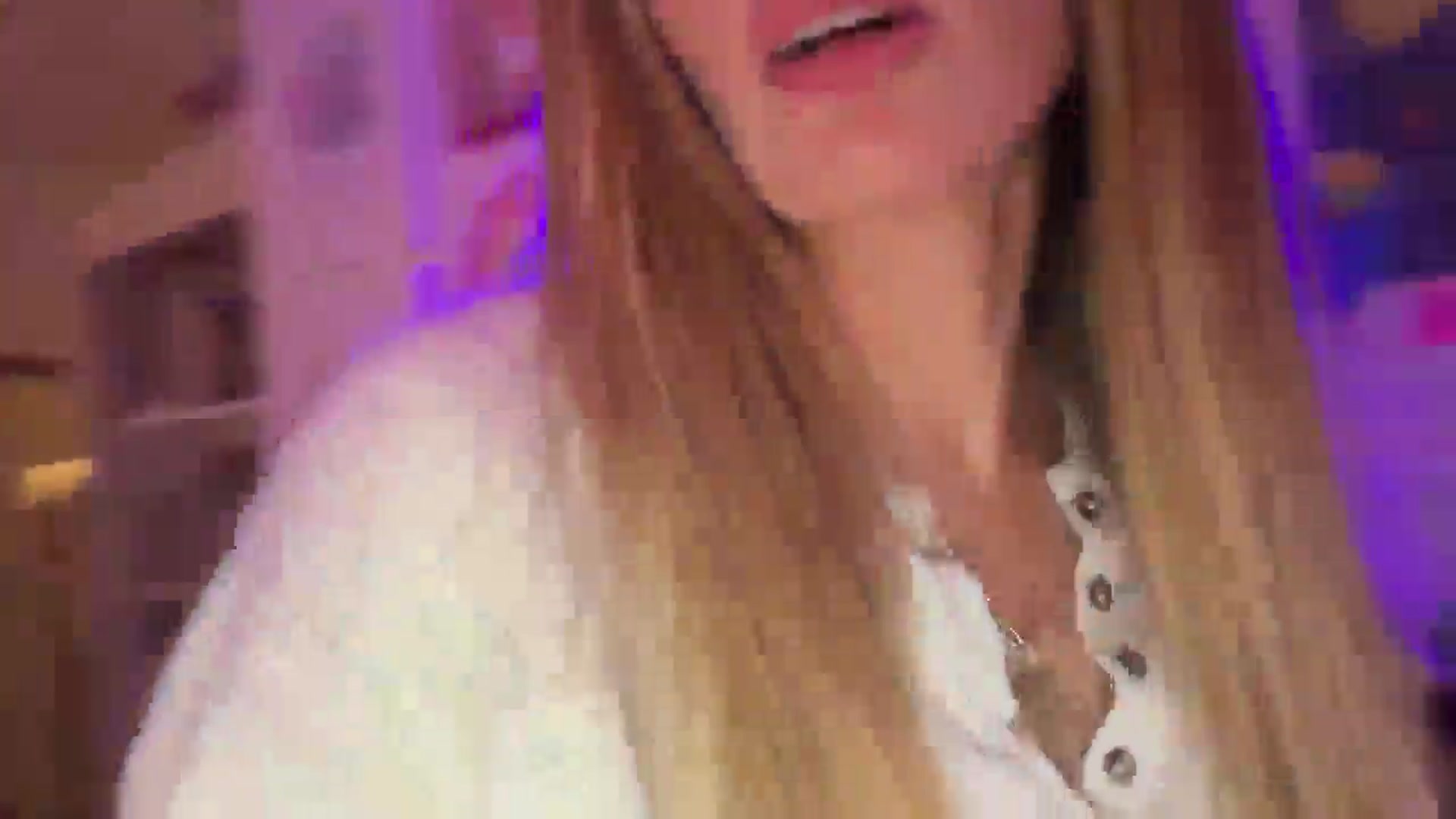 Gallery image thumbnail from Courtney's myfreecams stream on, 08/29/2025, 23:05 image 13 of 20