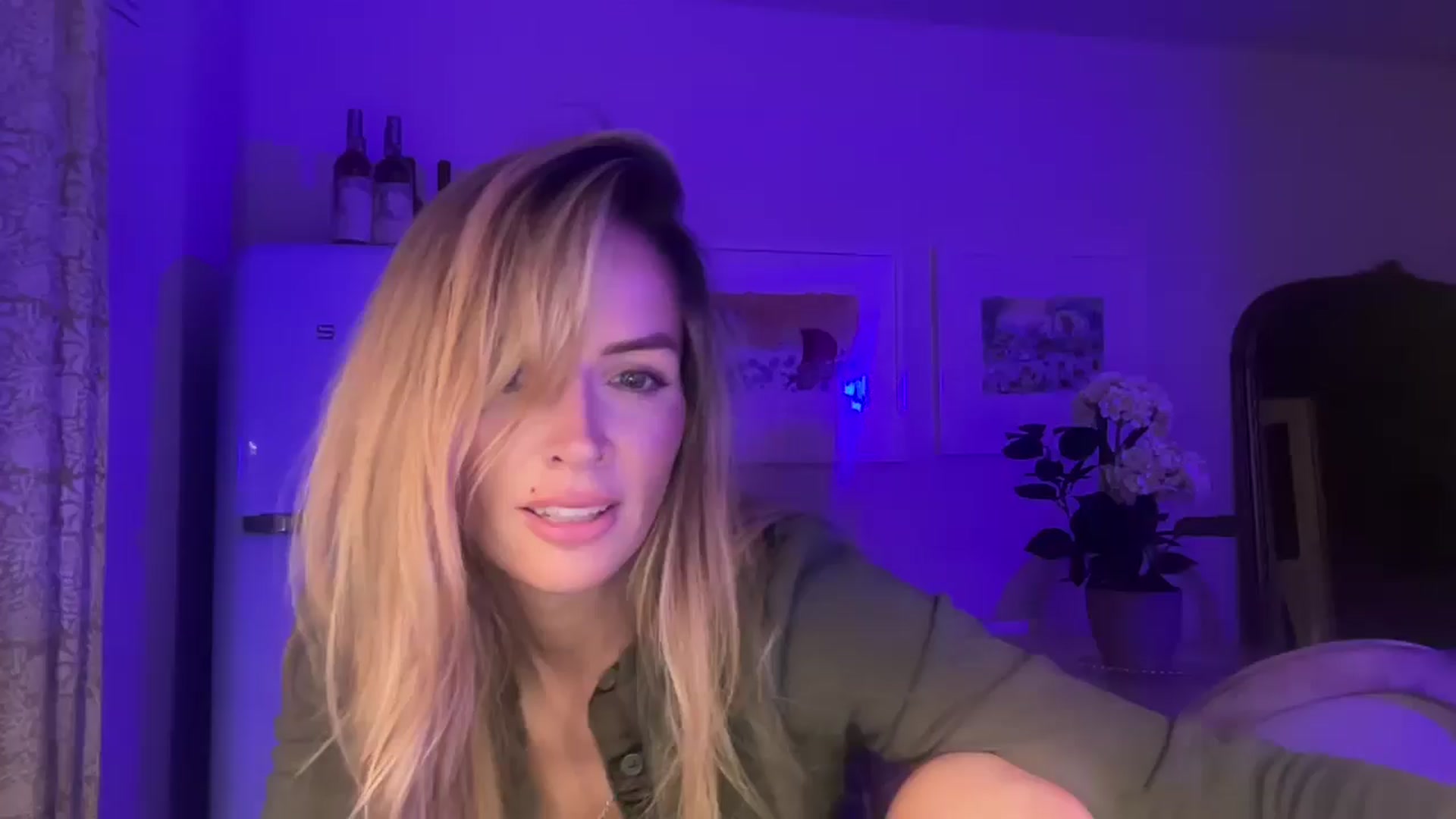 Gallery image thumbnail from Courtney's myfreecams stream on, 09/02/2025, 23:36 image 11 of 20