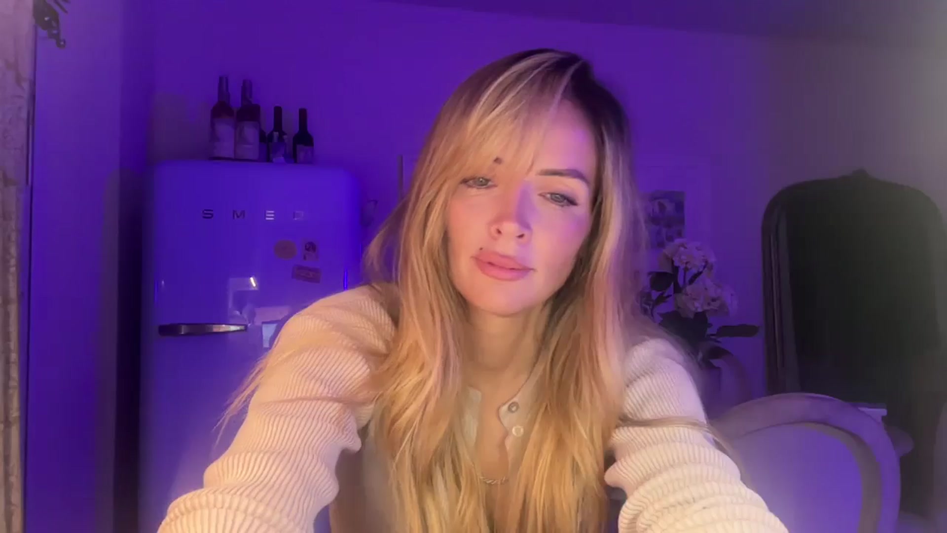 Gallery image thumbnail from Courtney's myfreecams stream on, 09/02/2025, 23:36 image 4 of 20
