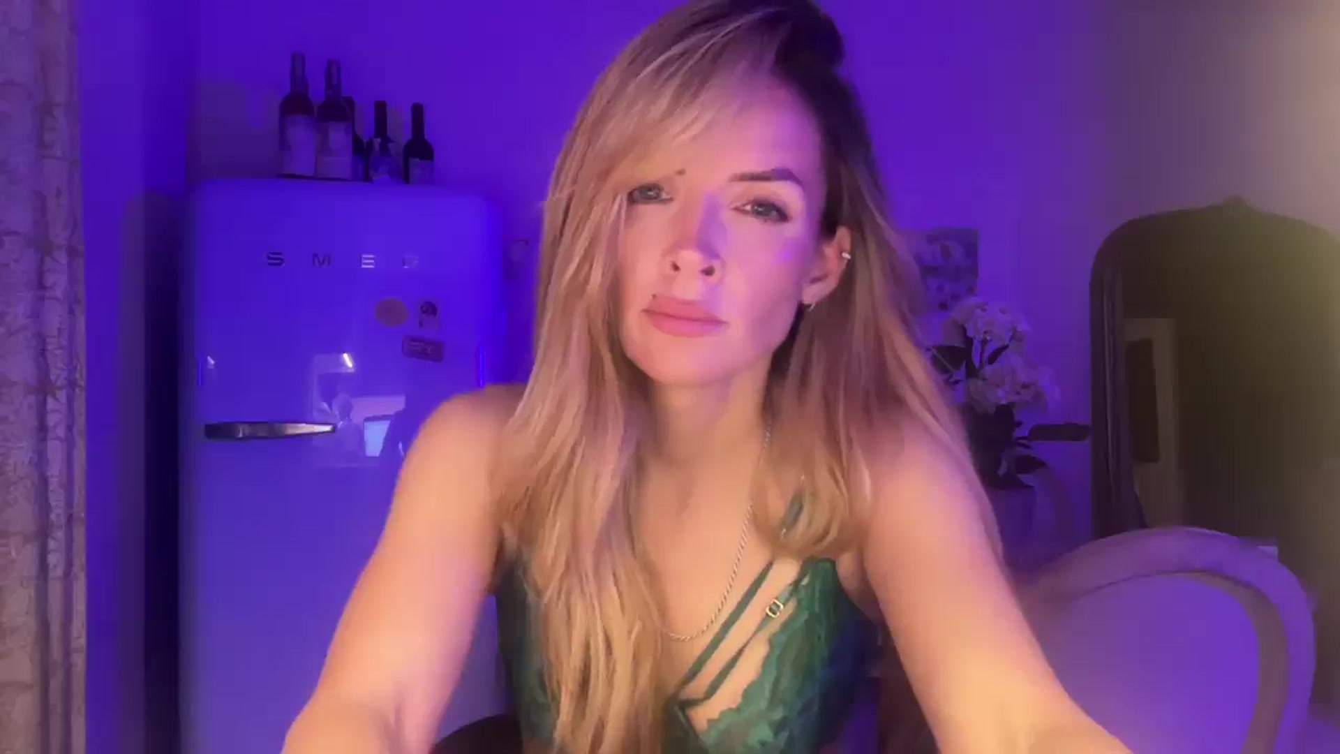 Gallery image thumbnail from Courtney's myfreecams stream on, 09/02/2025, 23:36 image 9 of 20