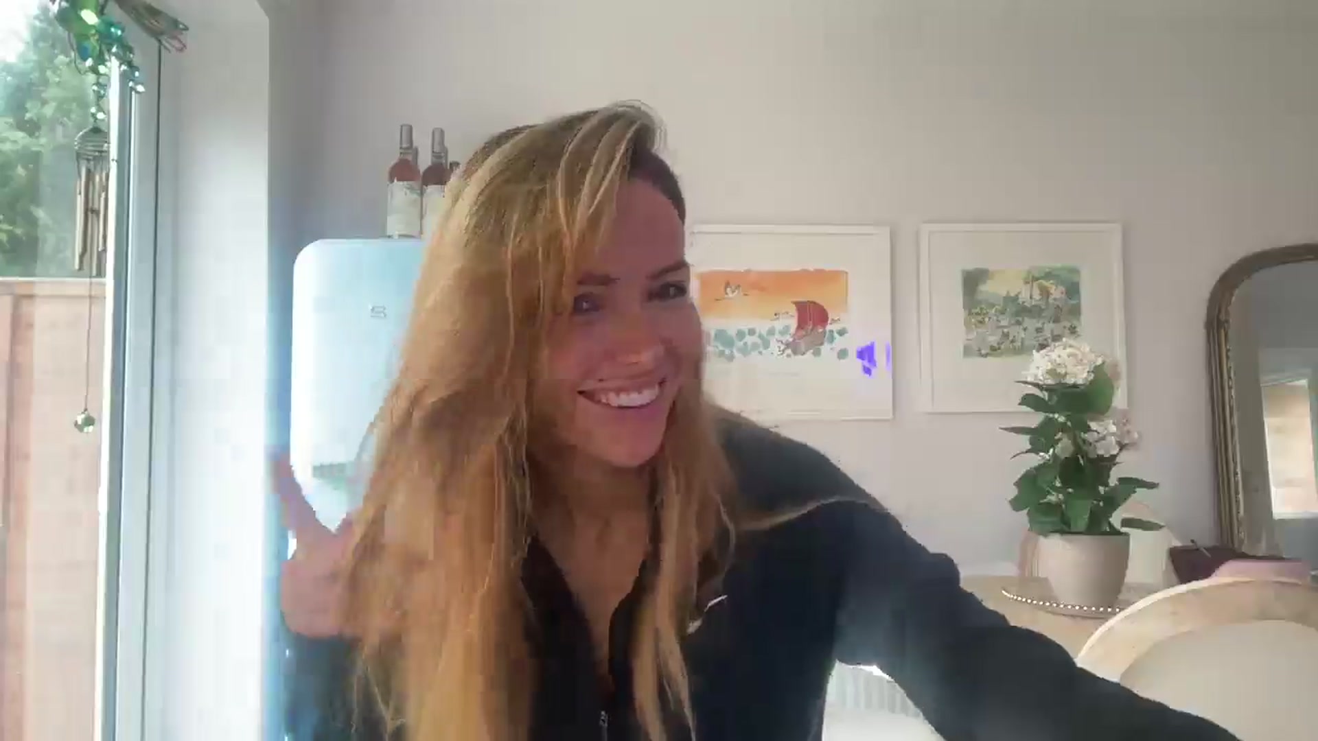 Gallery image thumbnail from Courtney's myfreecams stream on, 09/03/2025, 09:03 image 10 of 20