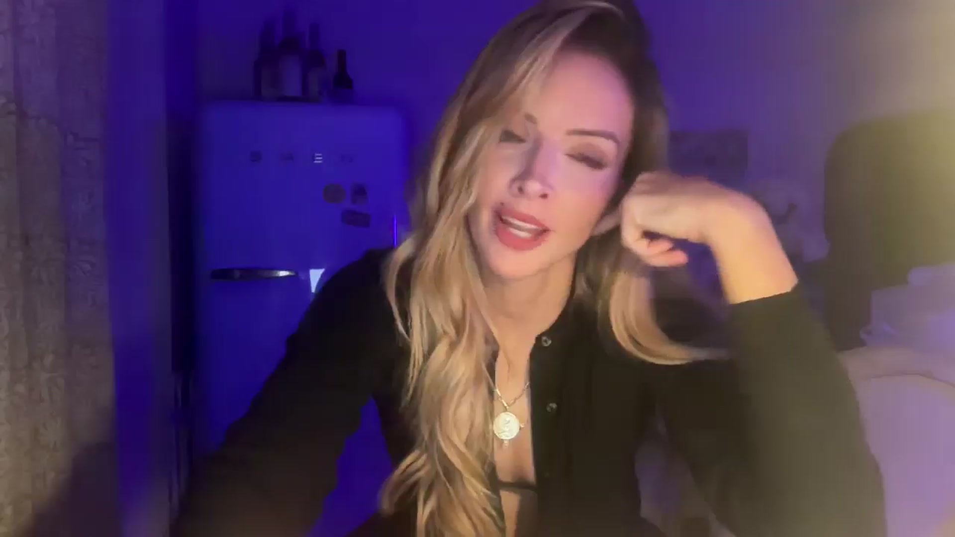 Gallery image thumbnail from Courtney's myfreecams stream on, 09/06/2025, 23:49 image 8 of 20