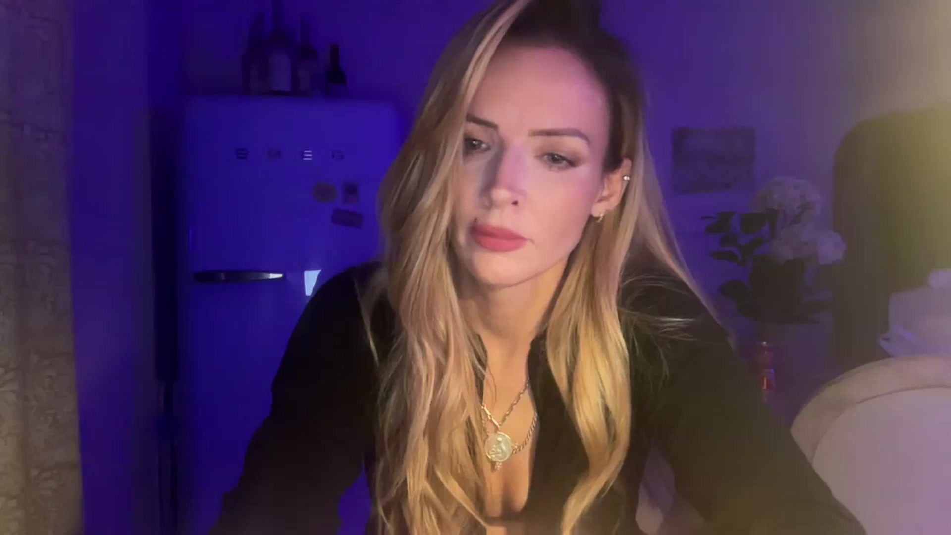 Gallery image thumbnail from Courtney's myfreecams stream on, 09/06/2025, 23:49 image 10 of 20
