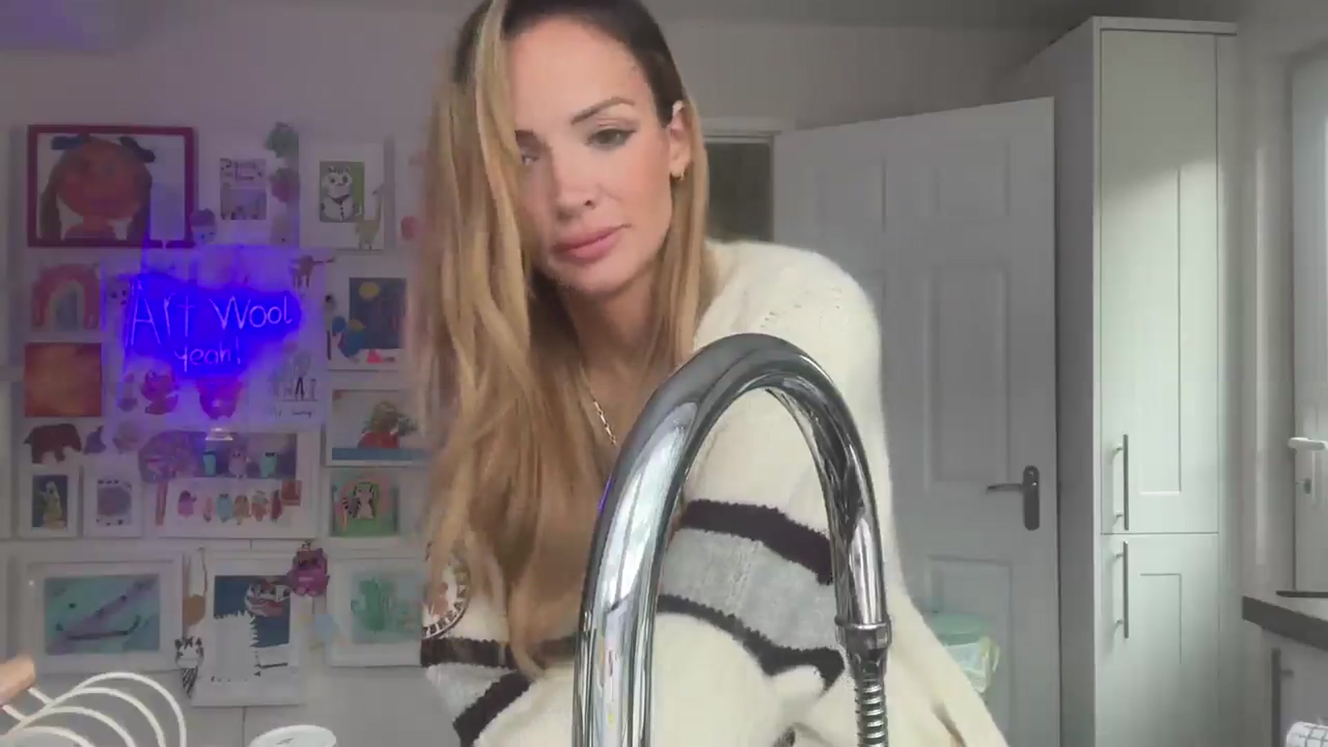 Gallery image thumbnail from Courtney's myfreecams stream on, 09/07/2025, 09:27 image 9 of 20