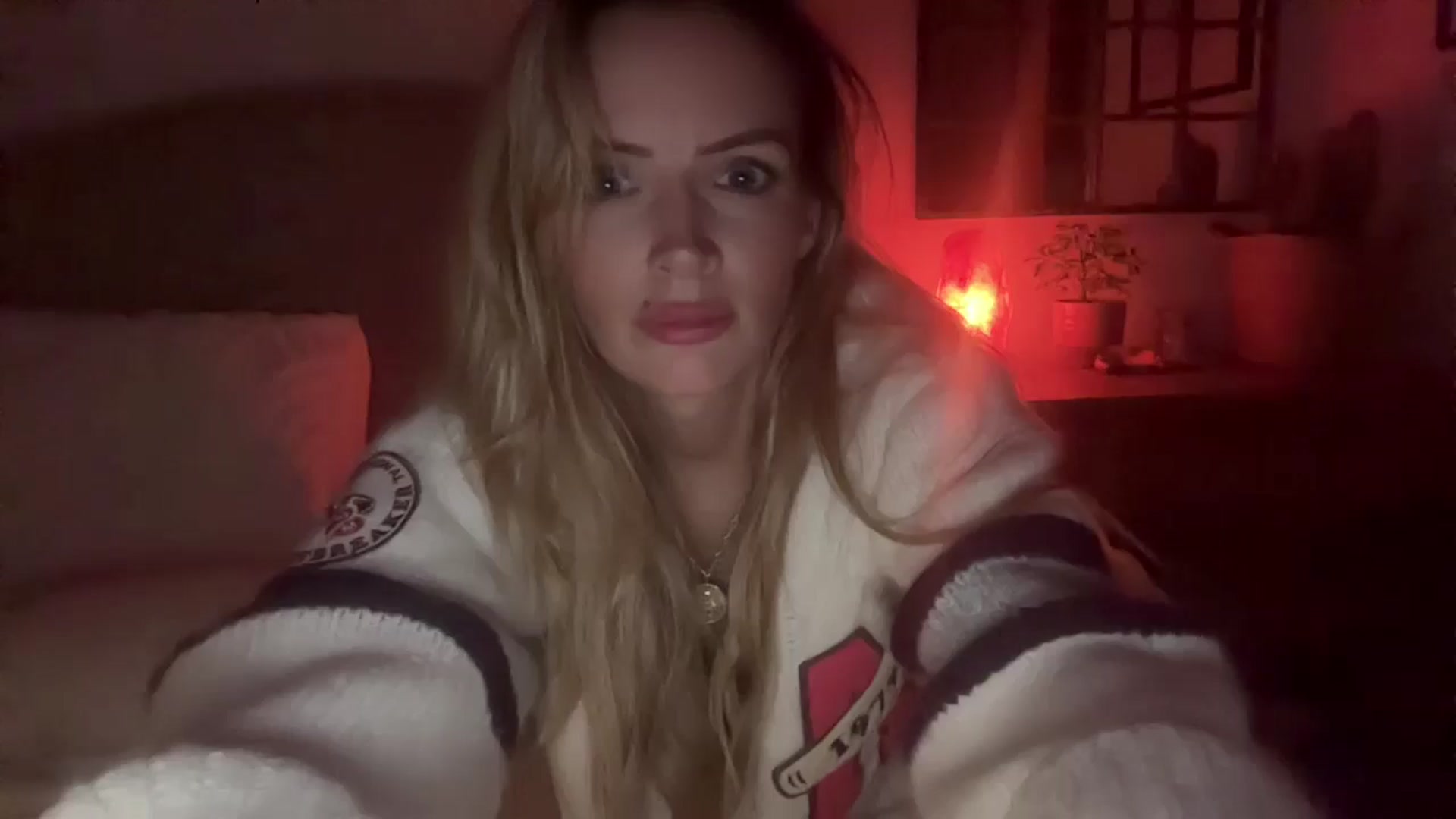 Gallery image thumbnail from Courtney's myfreecams stream on, 09/07/2025, 21:40 image 17 of 20