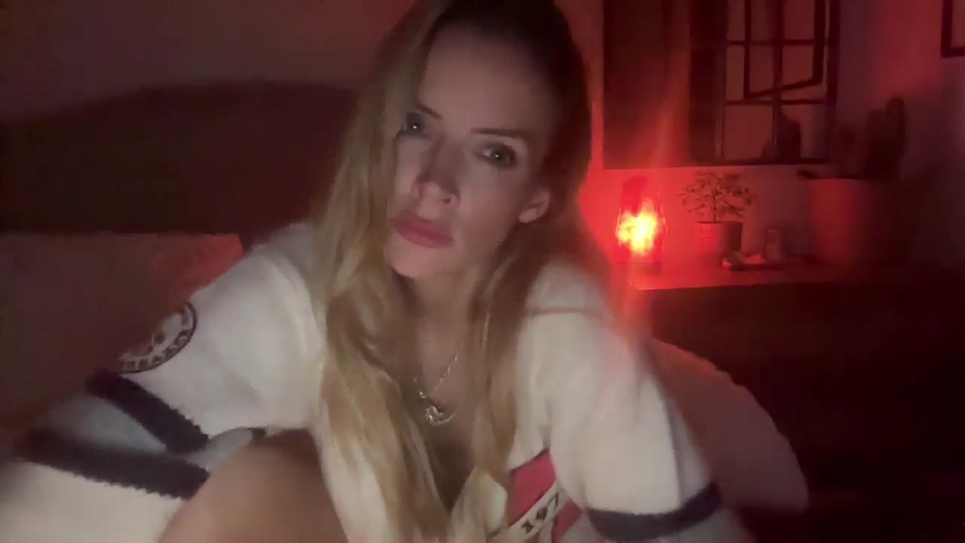 Gallery image thumbnail from Courtney's myfreecams stream on, 09/07/2025, 21:40 image 15 of 20
