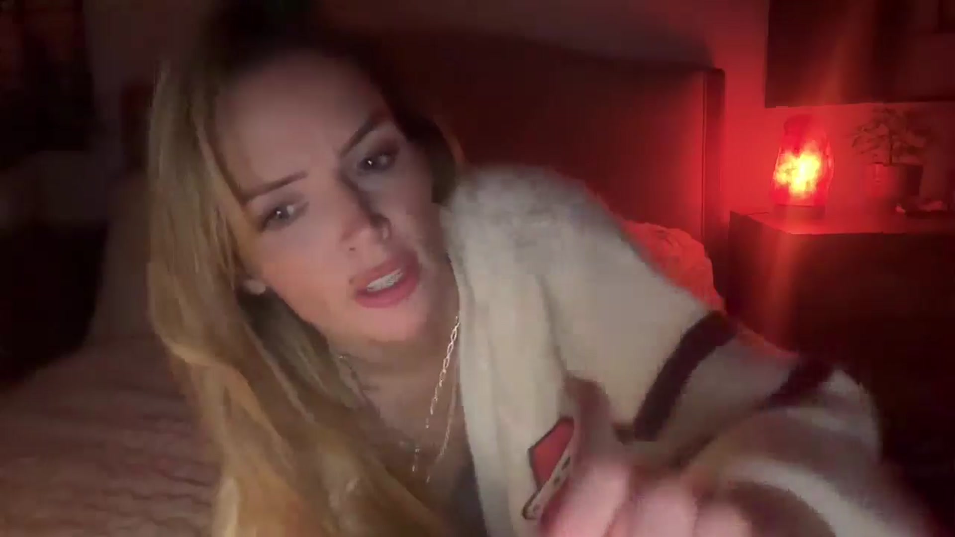 Gallery image thumbnail from Courtney's myfreecams stream on, 09/07/2025, 21:40 image 12 of 20
