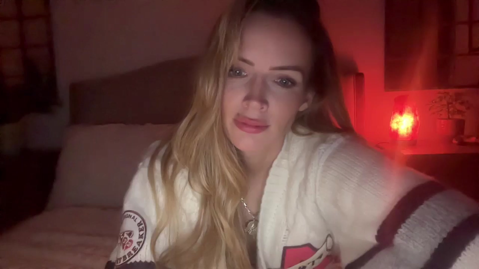 Gallery image thumbnail from Courtney's myfreecams stream on, 09/07/2025, 21:40 image 5 of 20