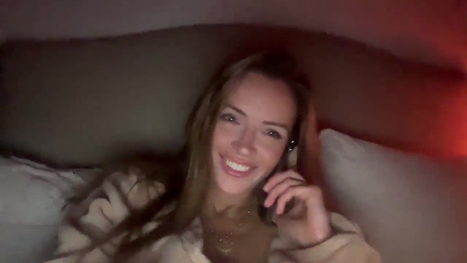 Gallery image thumbnail from Courtney's myfreecams stream on, 09/17/2025, 23:47 image 5 of 20