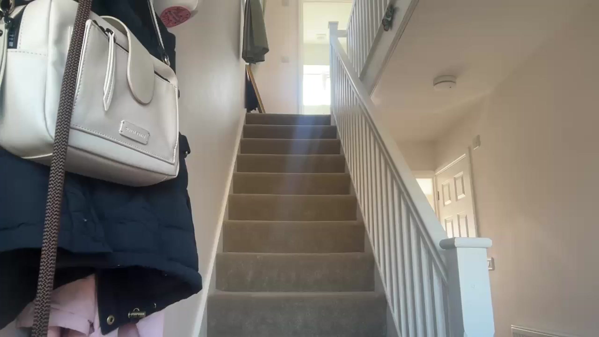 Gallery image thumbnail from Courtney's myfreecams stream on, 09/23/2025, 09:01 image 14 of 20