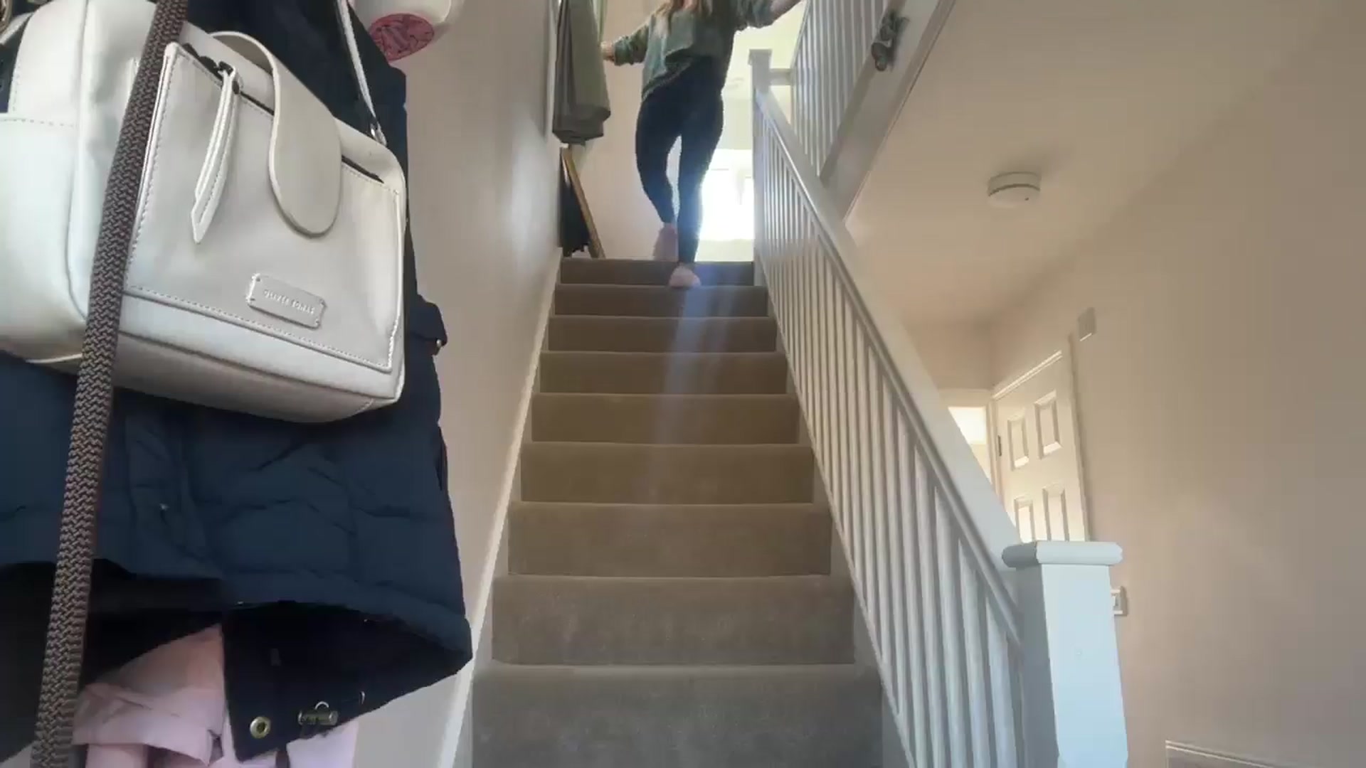 Gallery image thumbnail from Courtney's myfreecams stream on, 09/23/2025, 09:01 image 16 of 20