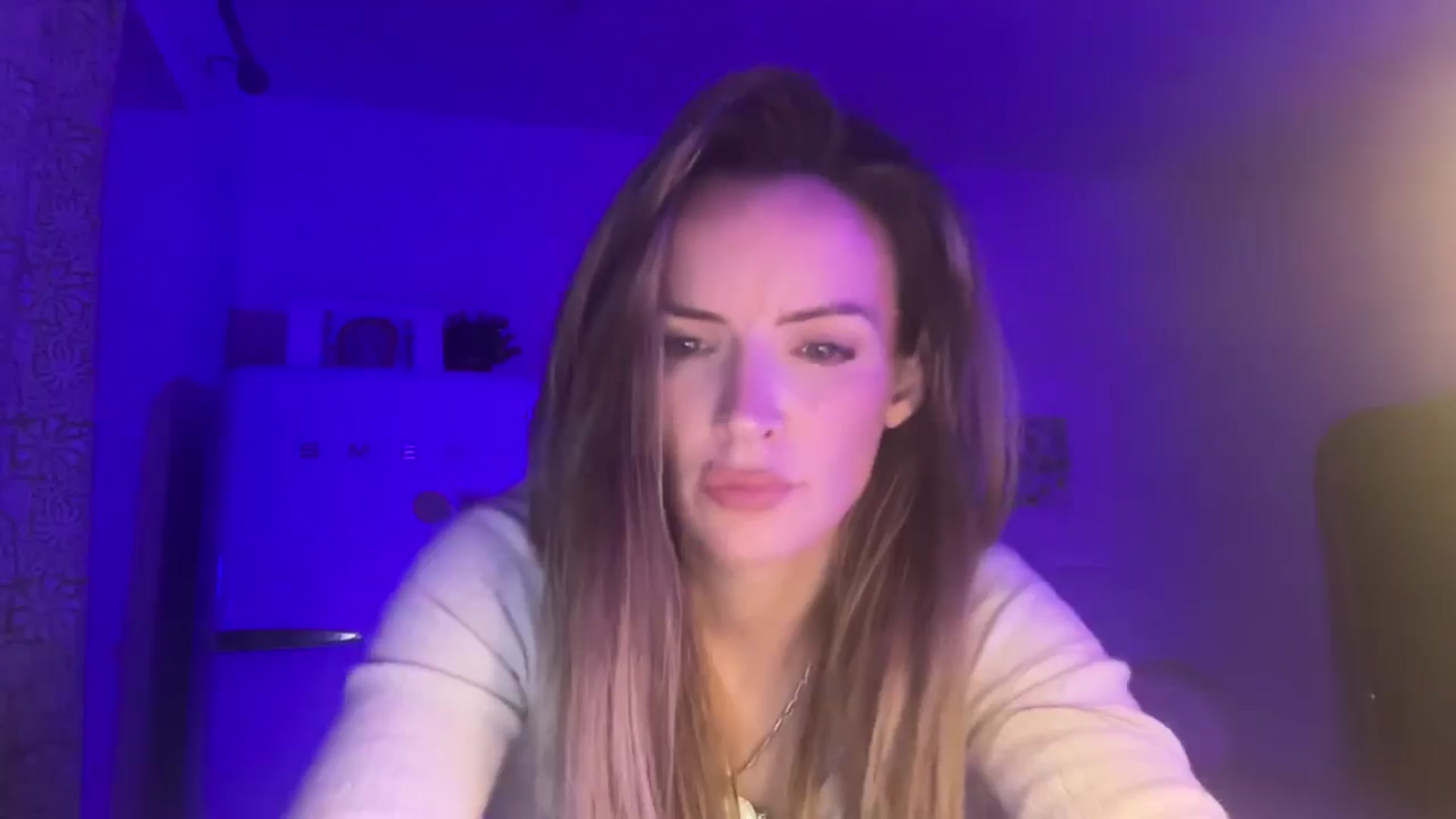 Gallery image thumbnail from Courtney's myfreecams stream on, 09/28/2025, 23:03 image 5 of 20