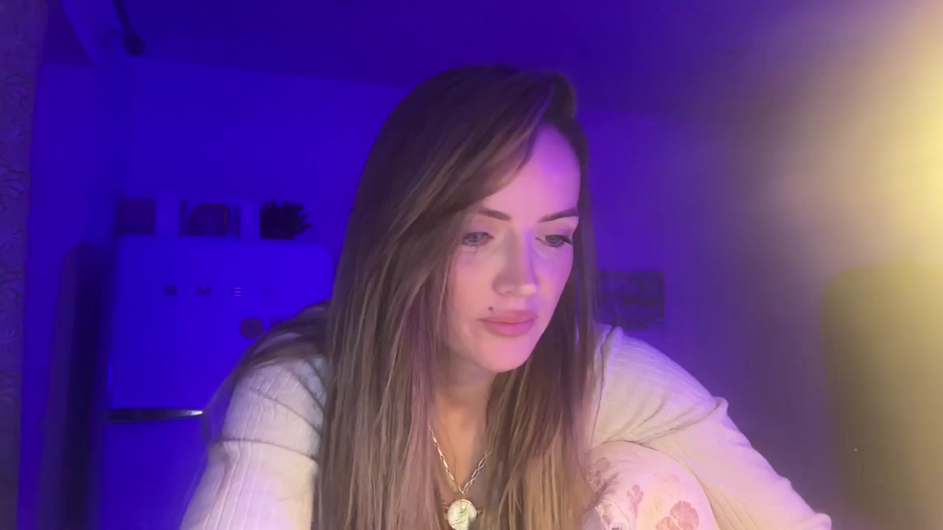 Gallery image thumbnail from Courtney's myfreecams stream on, 09/28/2025, 23:03 image 2 of 20