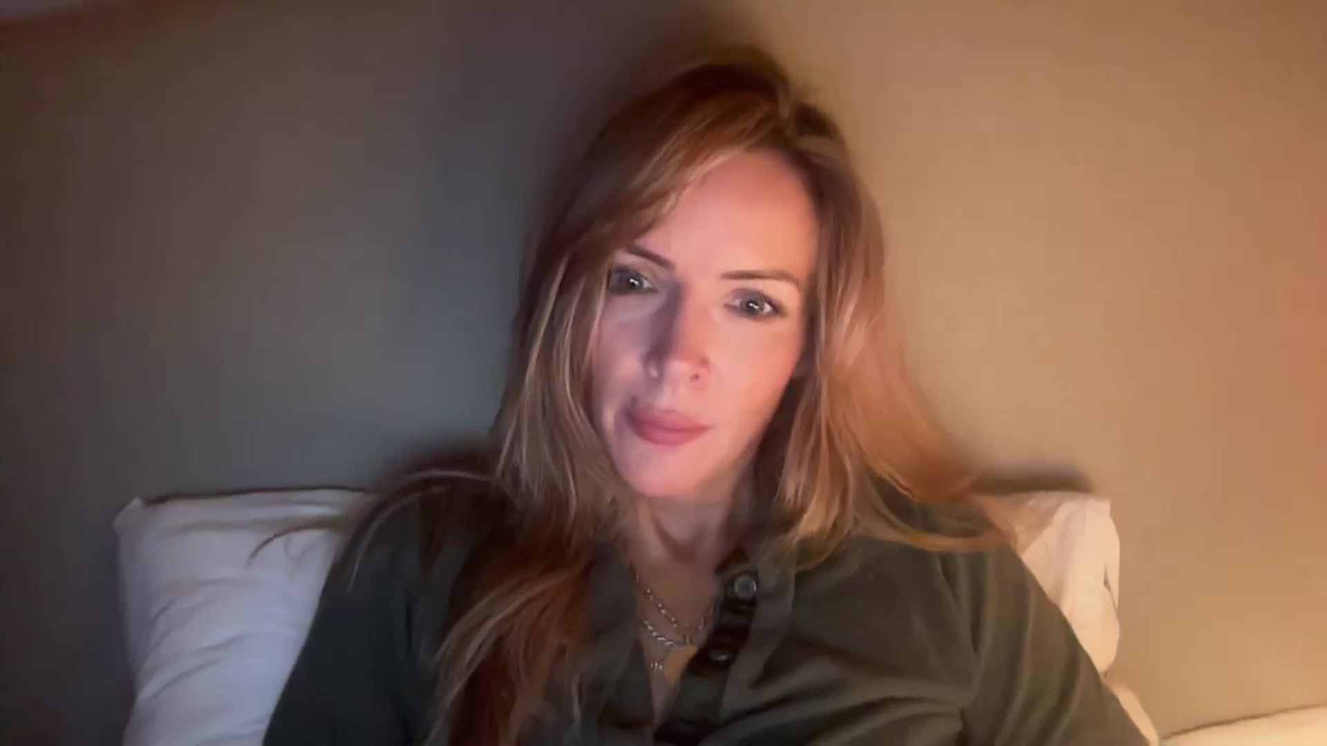 Gallery image thumbnail from Courtney's myfreecams stream on, 10/01/2025, 01:28 image 8 of 20