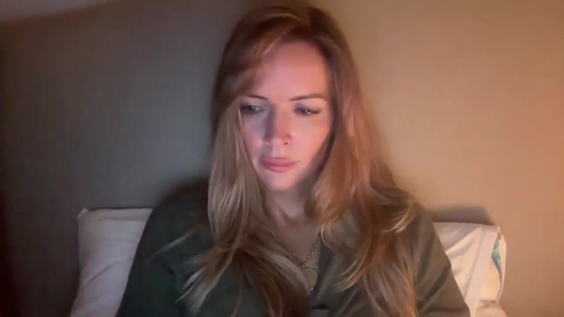 Gallery image thumbnail from Courtney's myfreecams stream on, 10/01/2025, 01:28 image 15 of 20