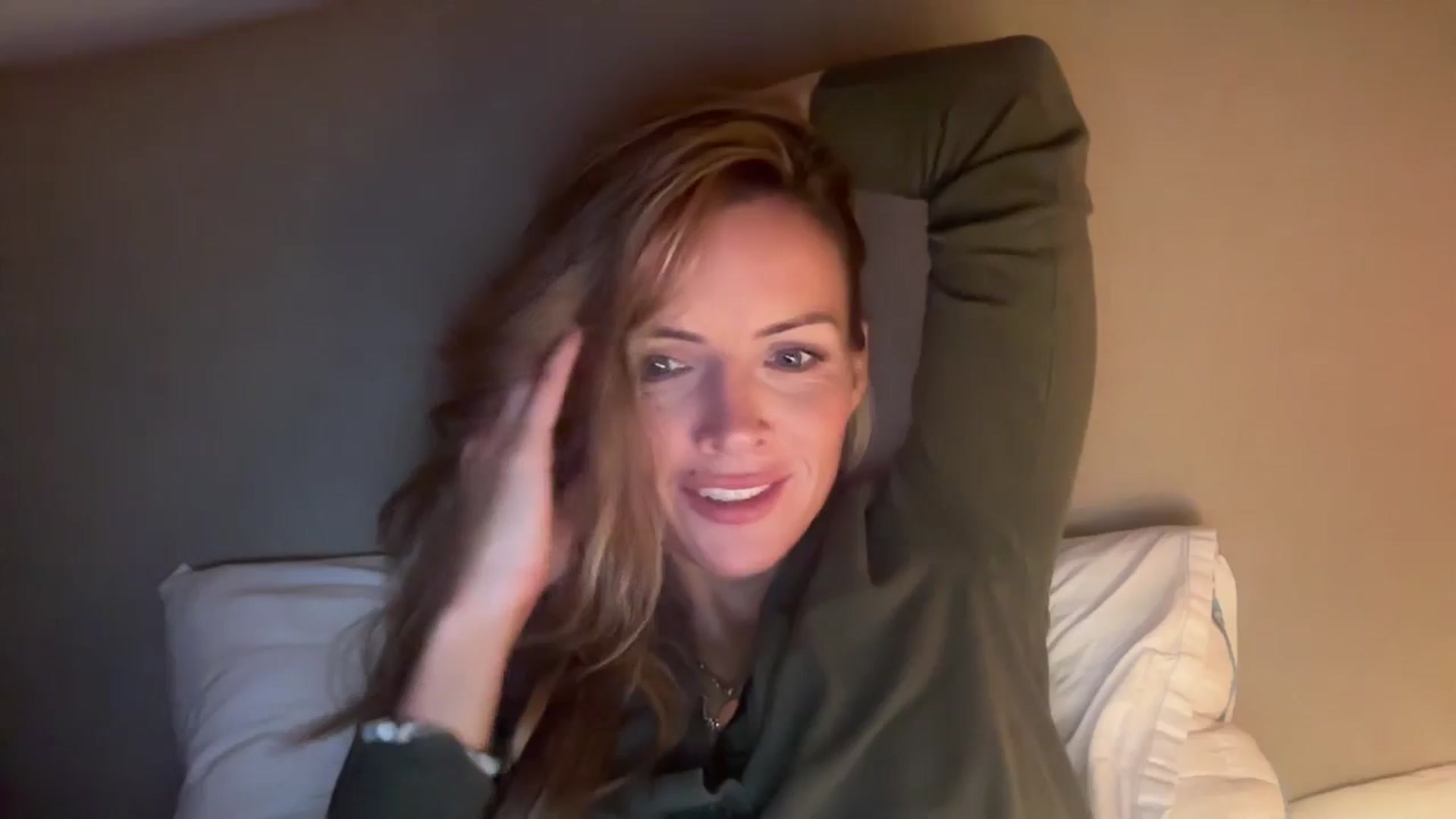 Gallery image thumbnail from Courtney's myfreecams stream on, 10/01/2025, 01:28 image 11 of 20