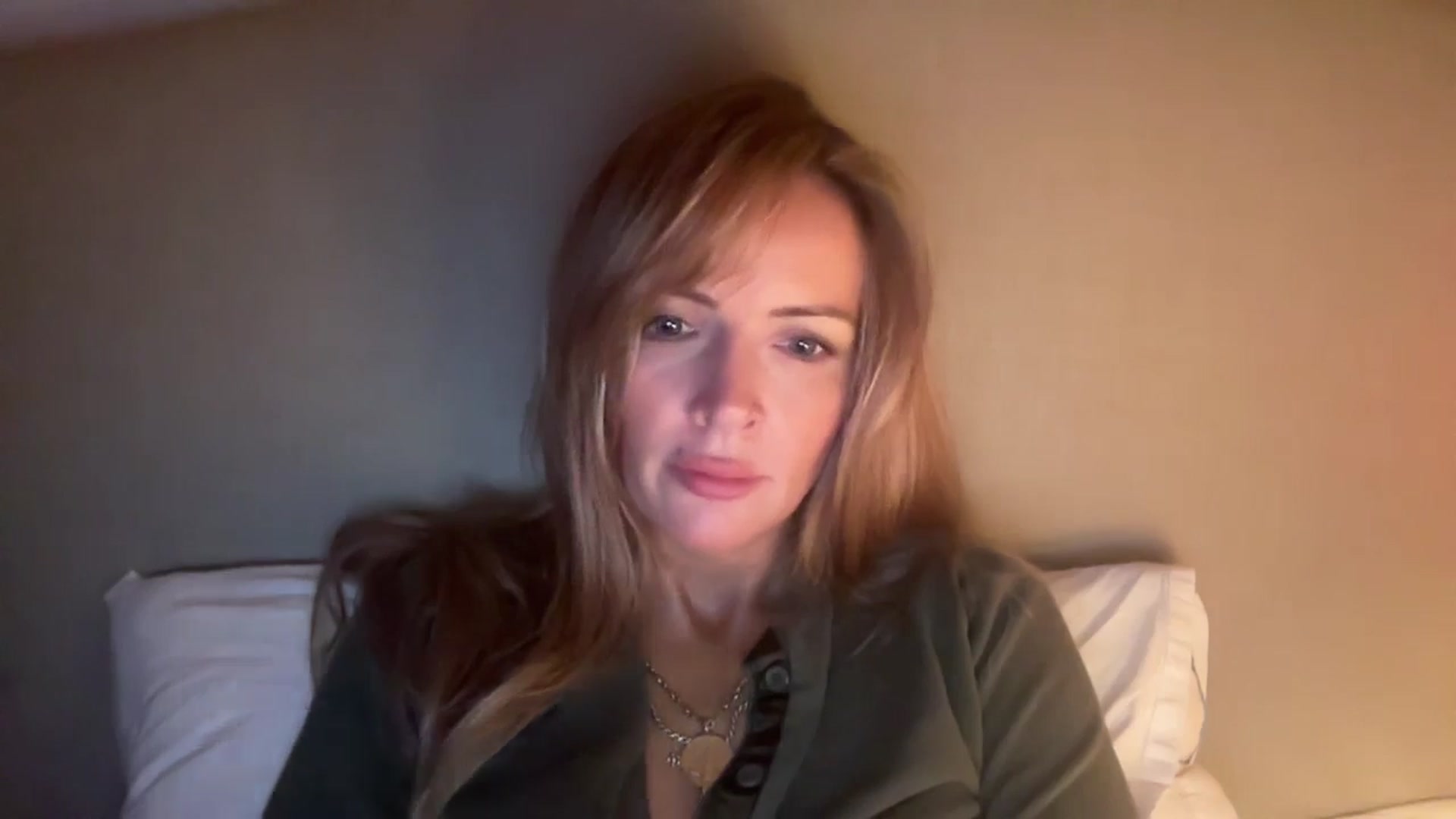 Gallery image thumbnail from Courtney's myfreecams stream on, 10/01/2025, 01:28 image 7 of 20