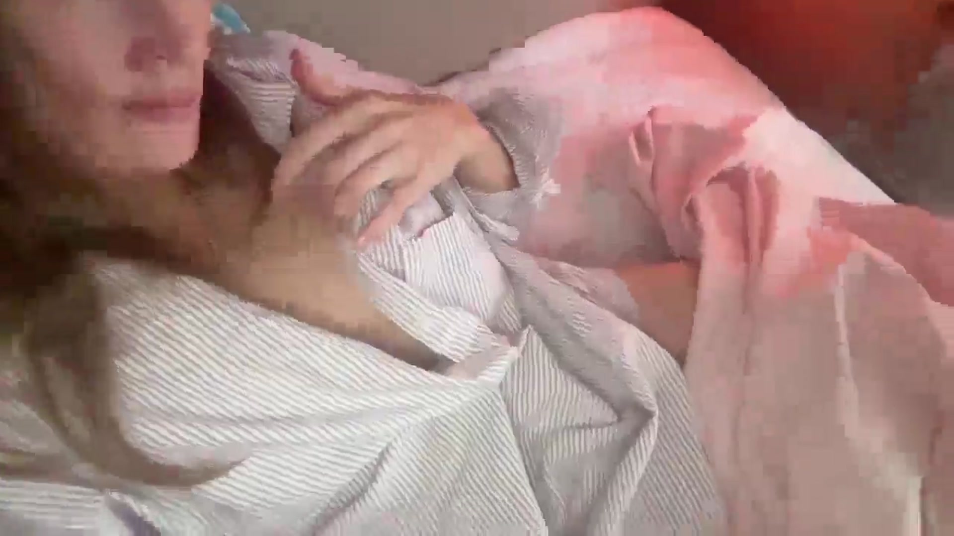 Gallery image thumbnail from Courtney's myfreecams stream on, 10/01/2025, 07:05 image 12 of 20