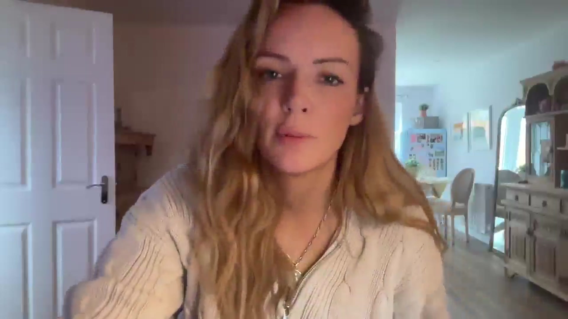 Gallery image thumbnail from Courtney's myfreecams stream on, 11/05/2025, 15:26 image 10 of 20