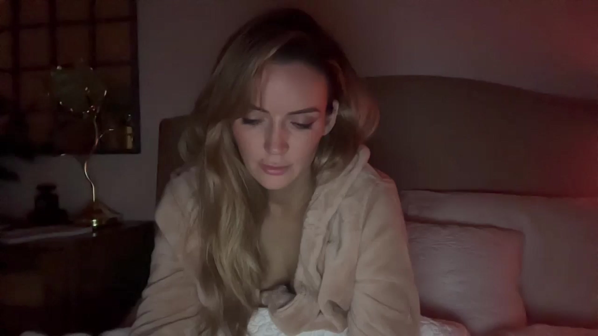 Gallery image thumbnail from Courtney's myfreecams stream on, 11/11/2025, 23:36 image 16 of 20
