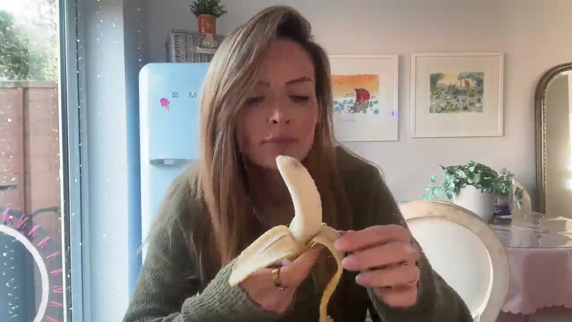 Gallery image thumbnail from Courtney's myfreecams stream on, 11/13/2025, 14:00 image 3 of 20