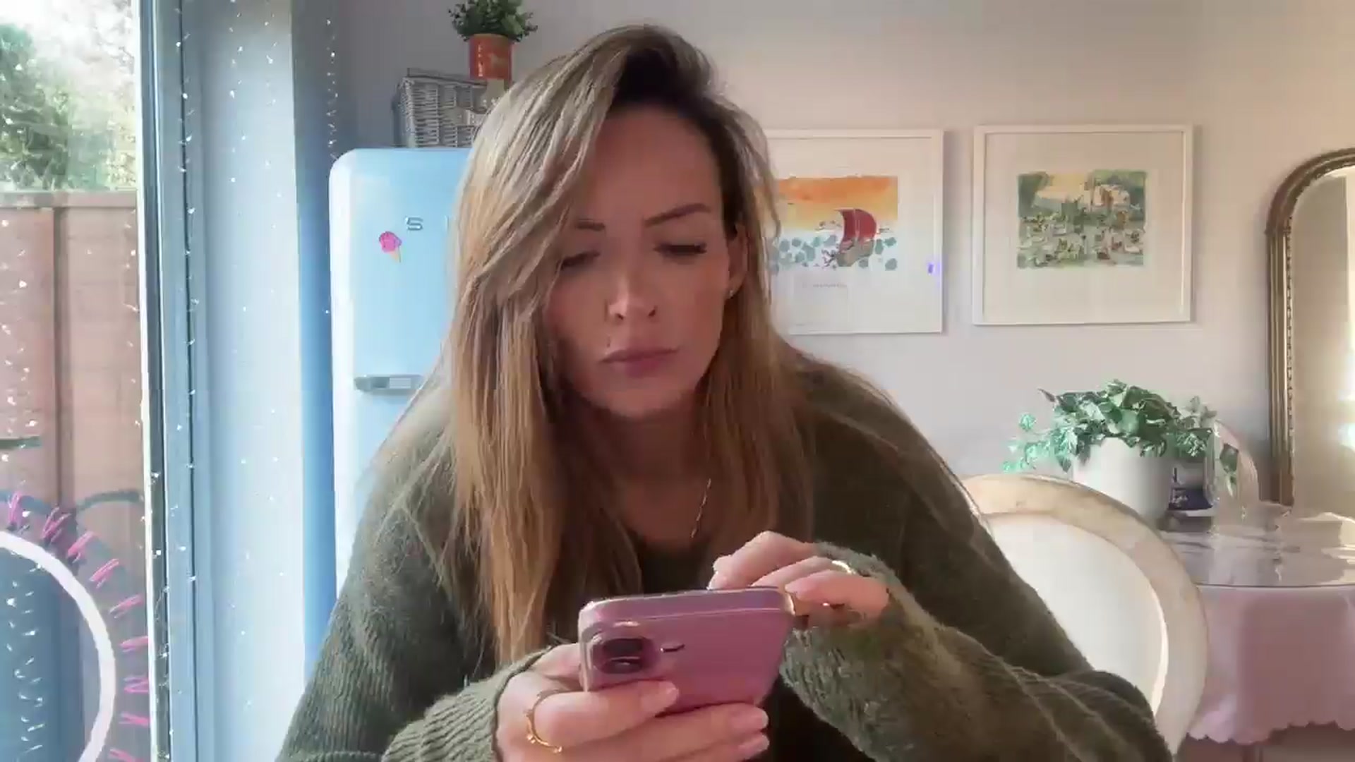 Gallery image thumbnail from Courtney's myfreecams stream on, 11/13/2025, 14:00 image 5 of 20