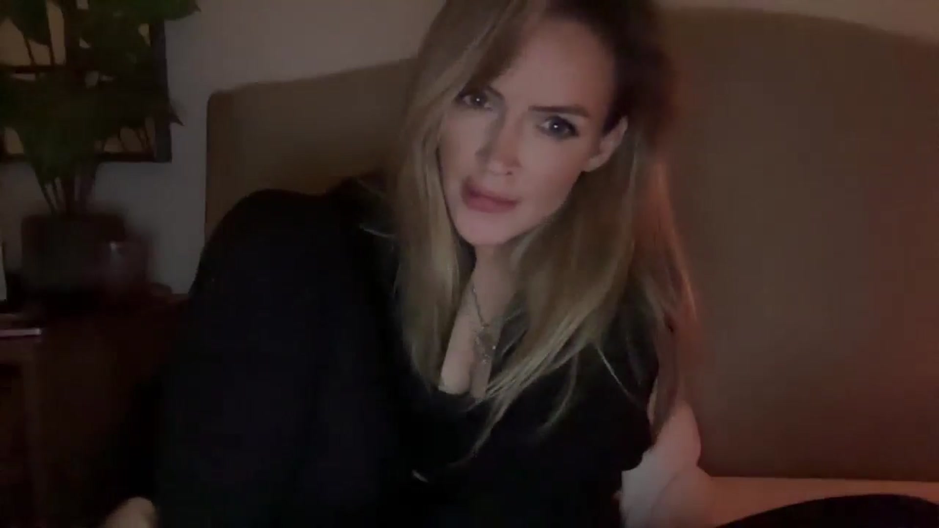 Gallery image thumbnail from Courtney's myfreecams stream on, 11/26/2025, 24:02 image 5 of 20