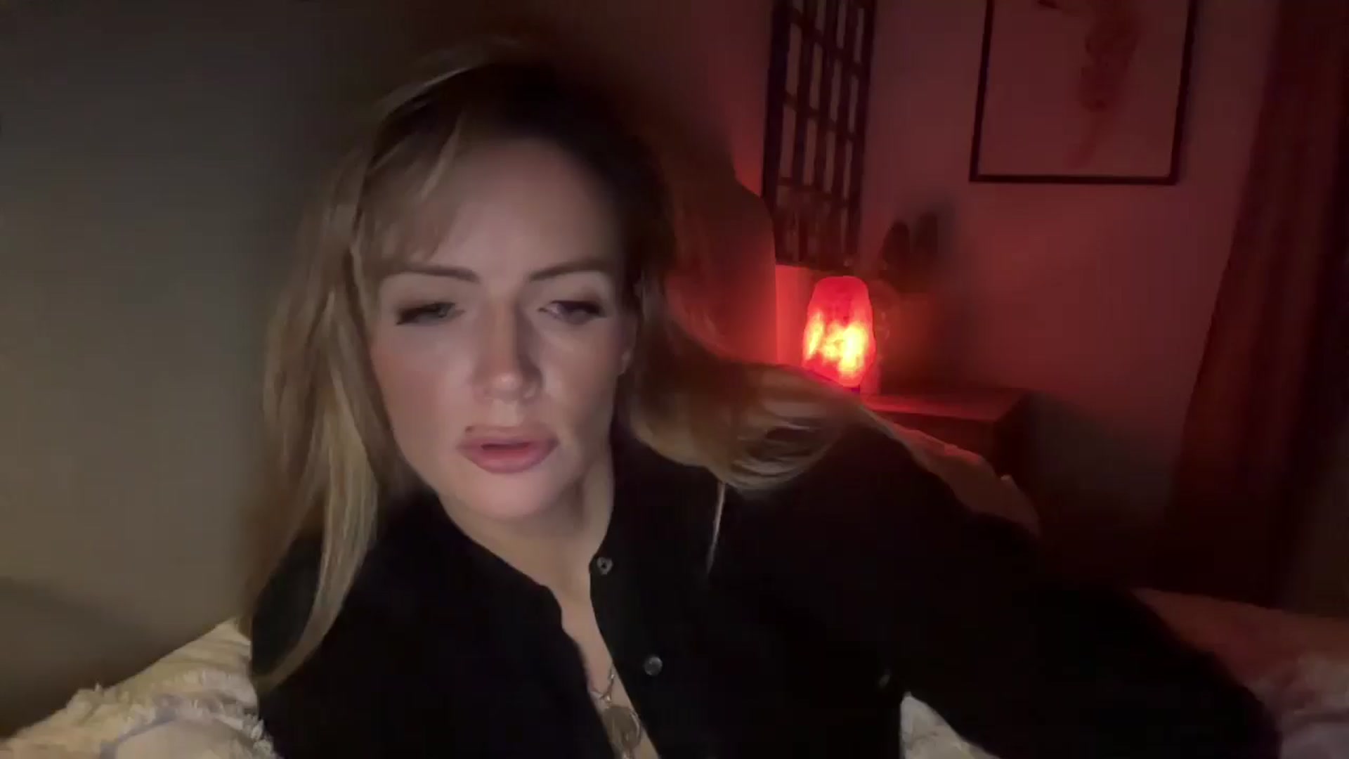 Gallery image thumbnail from Courtney's myfreecams stream on, 11/26/2025, 24:02 image 1 of 20