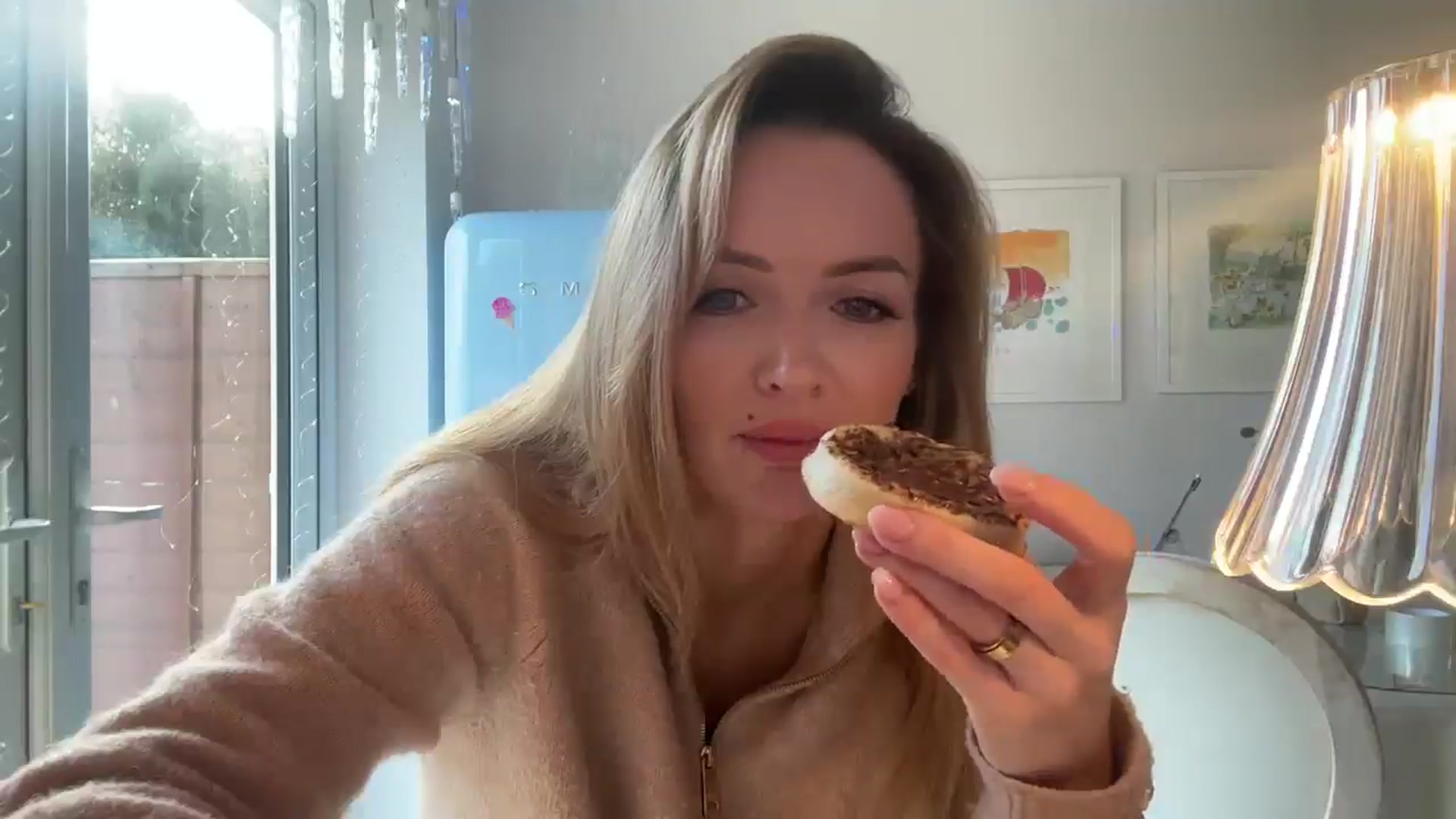Gallery image thumbnail from Courtney's myfreecams stream on, 11/26/2025, 10:40 image 6 of 20