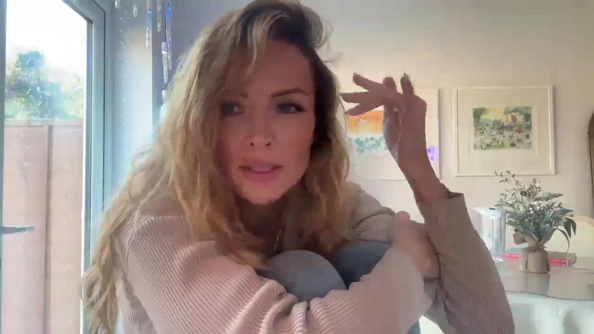 Gallery image thumbnail from Courtney's myfreecams stream on, 11/28/2025, 14:03 image 9 of 20