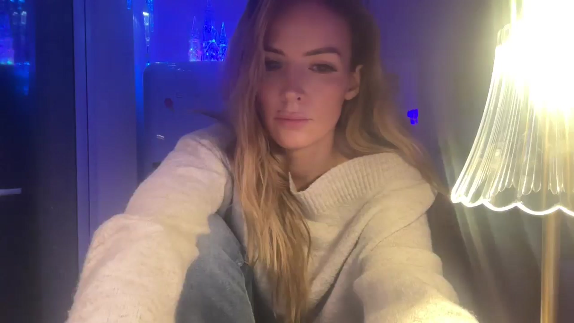 Gallery image thumbnail from Courtney's myfreecams stream on, 11/29/2025, 17:33 image 14 of 20