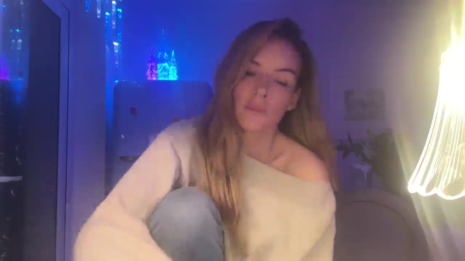 Gallery image thumbnail from Courtney's myfreecams stream on, 11/29/2025, 17:33 image 5 of 20