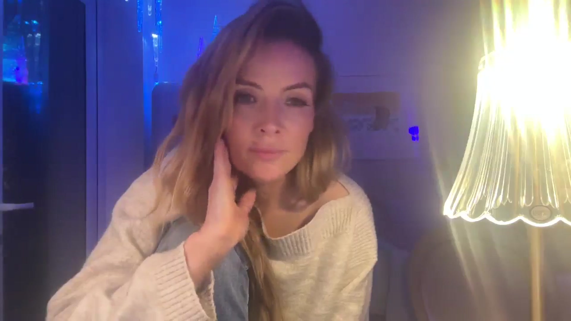 Gallery image thumbnail from Courtney's myfreecams stream on, 11/29/2025, 18:58 image 15 of 20