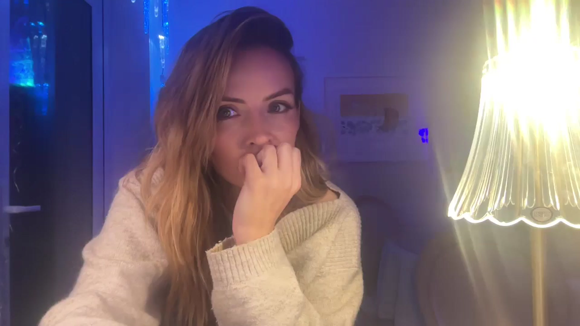 Gallery image thumbnail from Courtney's myfreecams stream on, 11/29/2025, 18:58 image 16 of 20