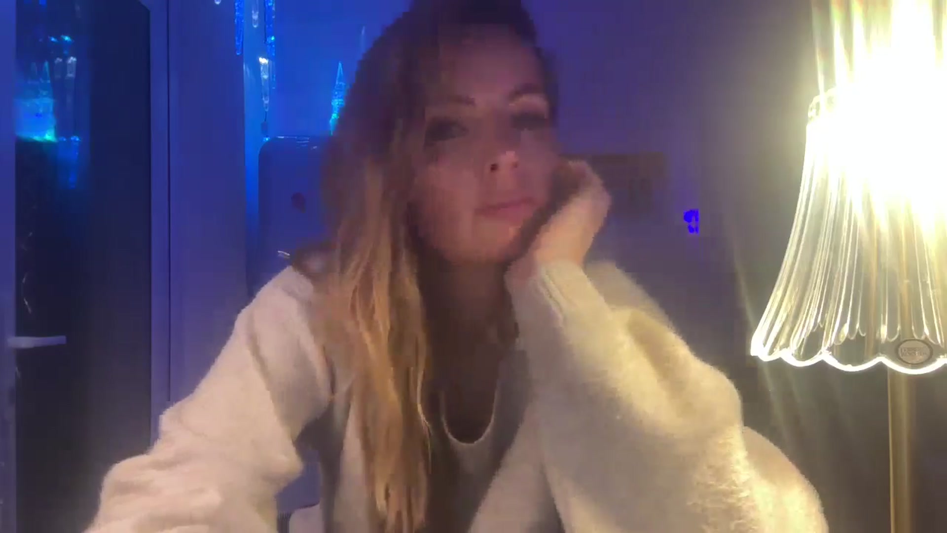 Gallery image thumbnail from Courtney's myfreecams stream on, 11/29/2025, 18:58 image 18 of 20