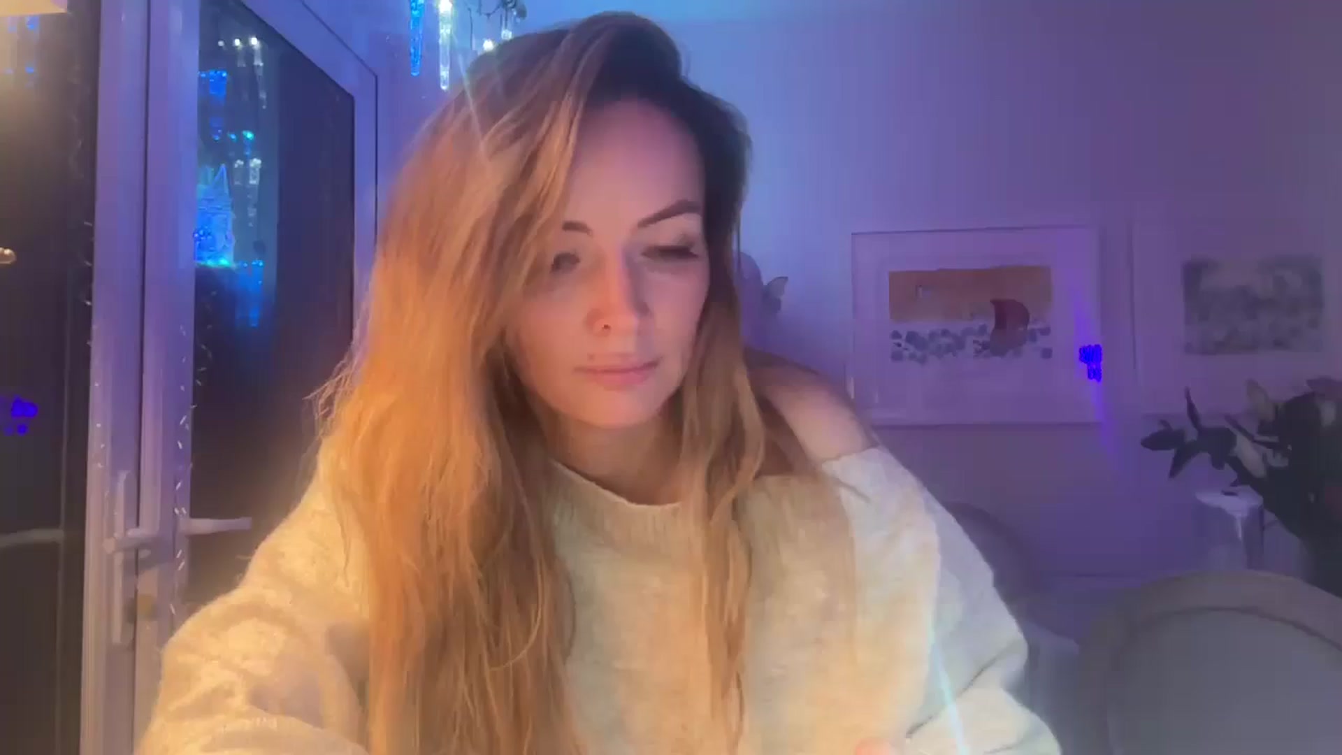Gallery image thumbnail from Courtney's myfreecams stream on, 11/30/2025, 03:03 image 3 of 20