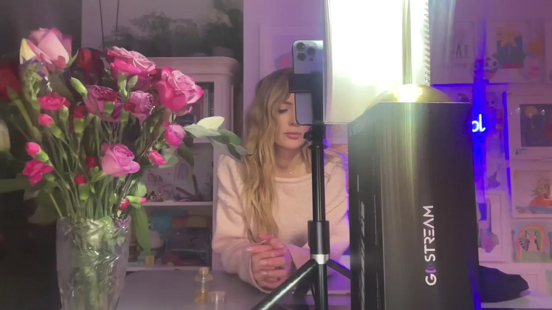 Gallery image thumbnail from Courtney's myfreecams stream on, 11/30/2025, 19:39 image 18 of 20