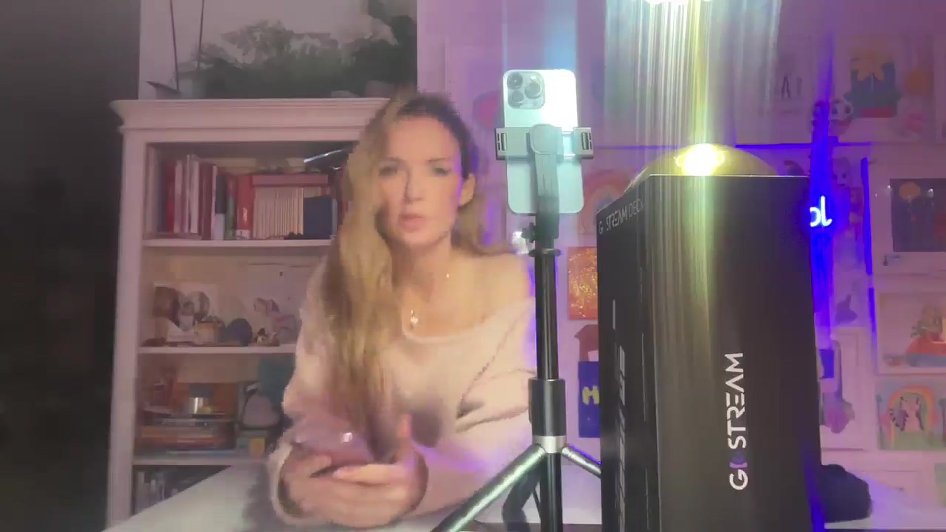 Gallery image thumbnail from Courtney's myfreecams stream on, 11/30/2025, 19:39 image 9 of 20