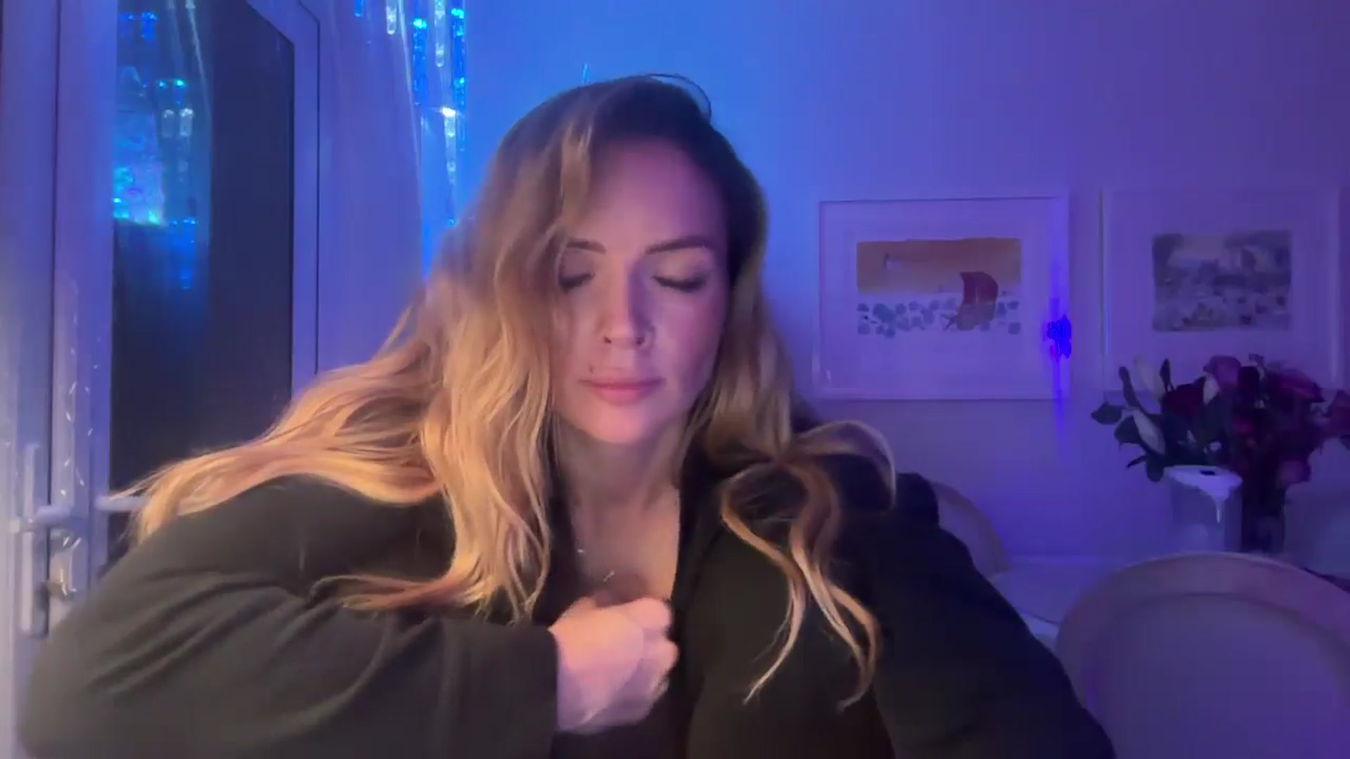 Gallery image thumbnail from Courtney's myfreecams stream on, 11/30/2025, 23:23 image 19 of 20