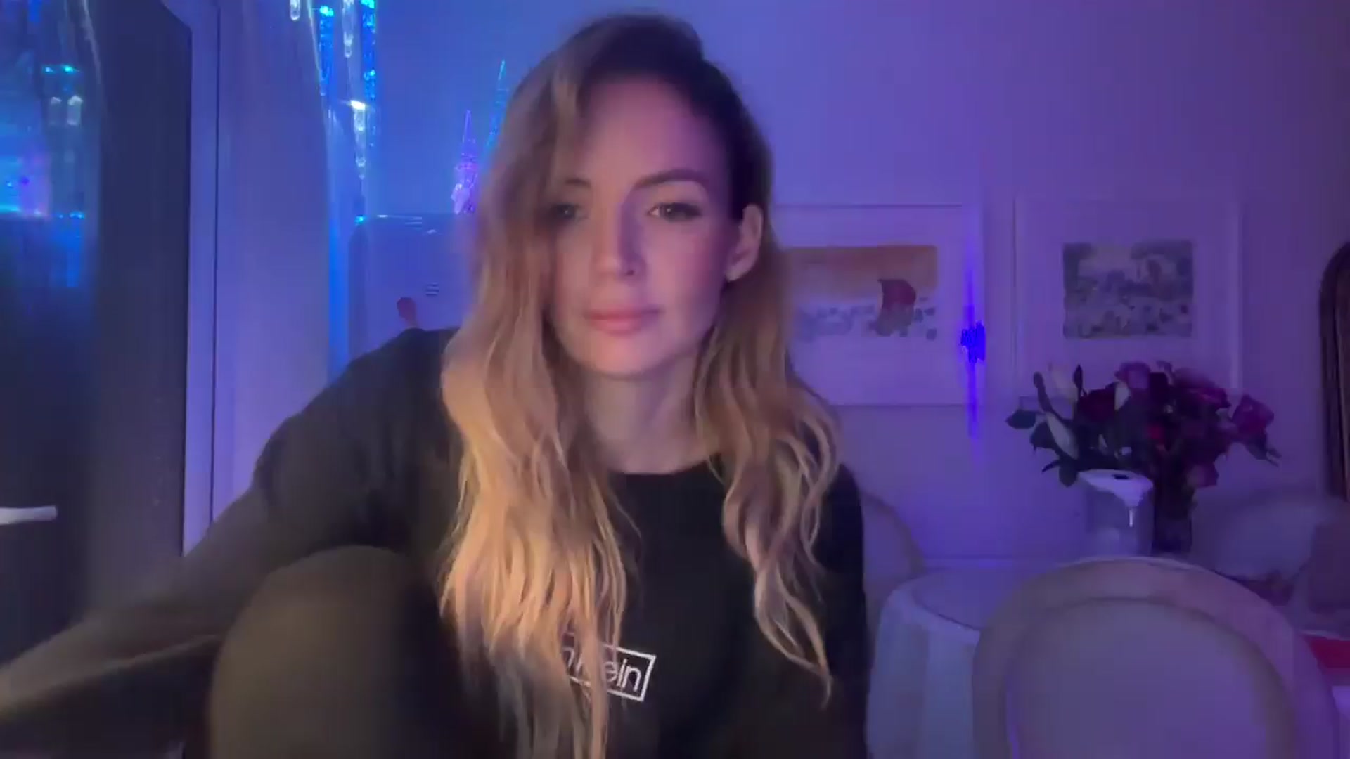 Gallery image thumbnail from Courtney's myfreecams stream on, 11/30/2025, 23:23 image 7 of 20