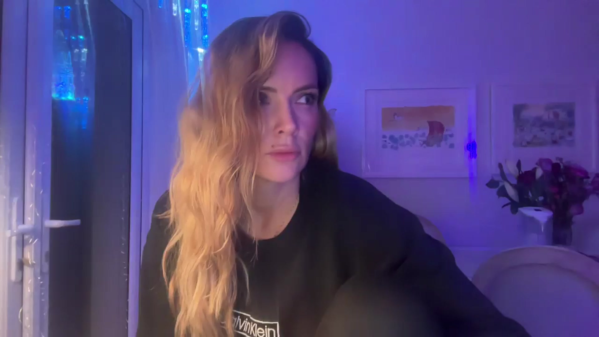Gallery image thumbnail from Courtney's myfreecams stream on, 11/30/2025, 23:23 image 13 of 20