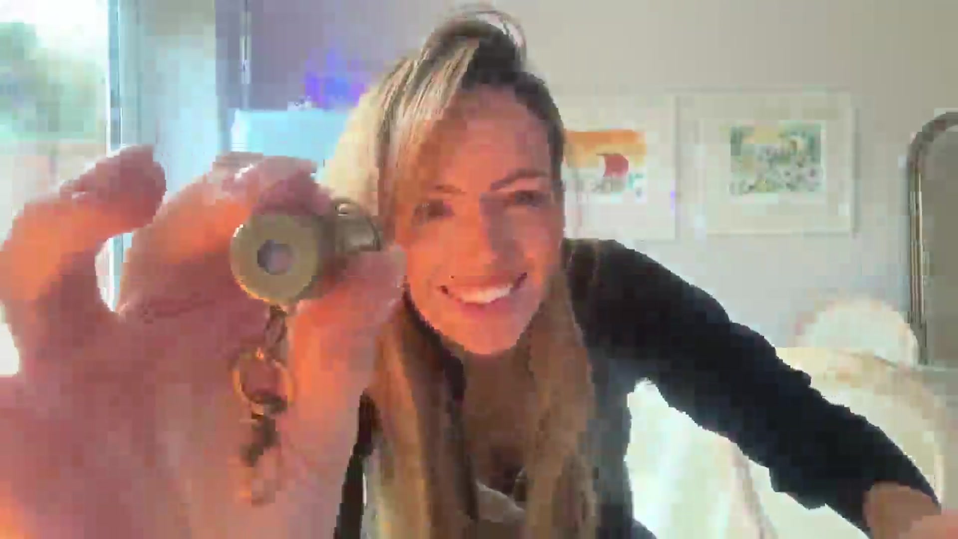 Gallery image thumbnail from Courtney's myfreecams stream on, 12/02/2025, 13:55 image 15 of 20