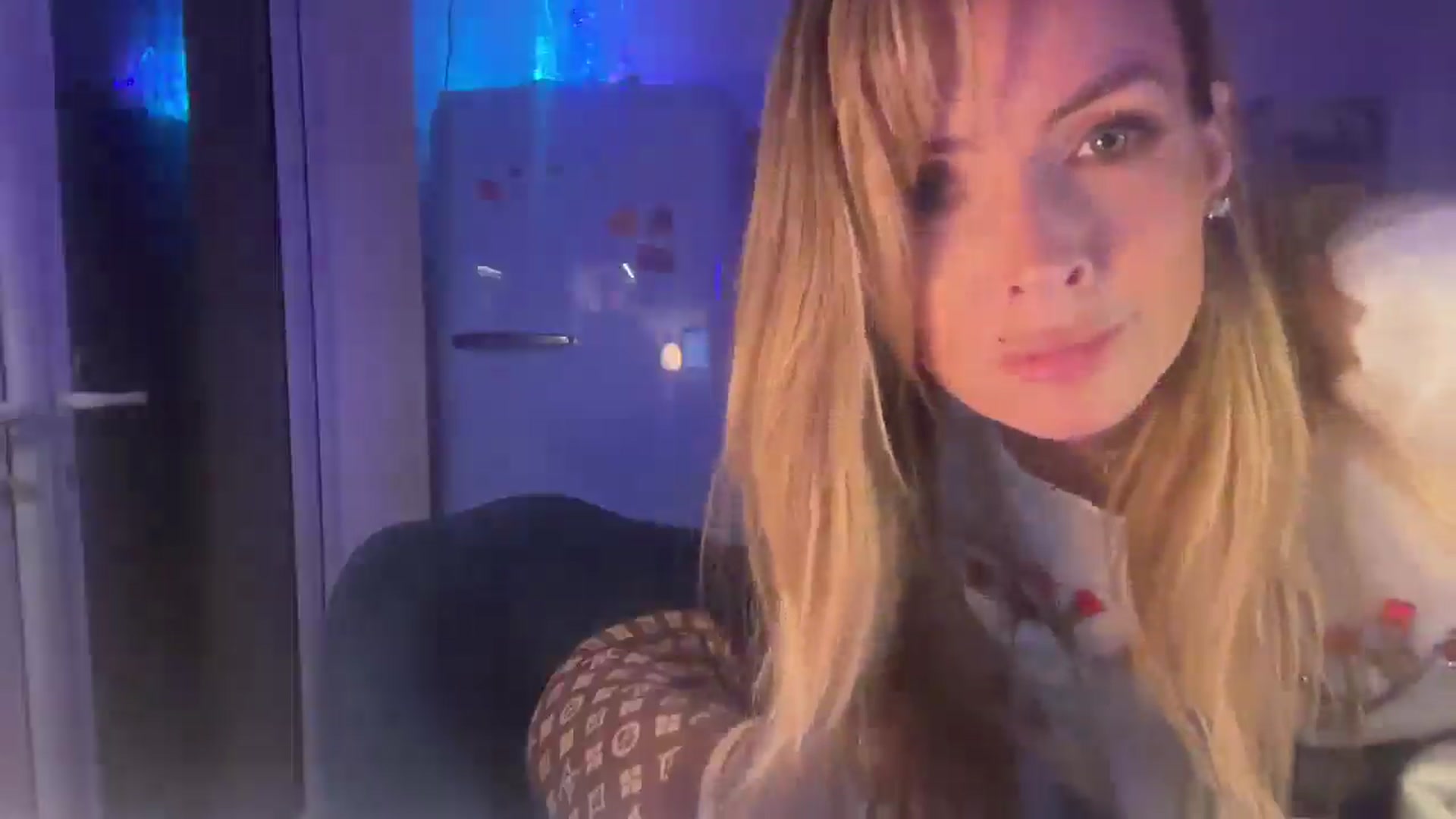 Gallery image thumbnail from Courtney's myfreecams stream on, 12/08/2025, 18:15 image 11 of 20