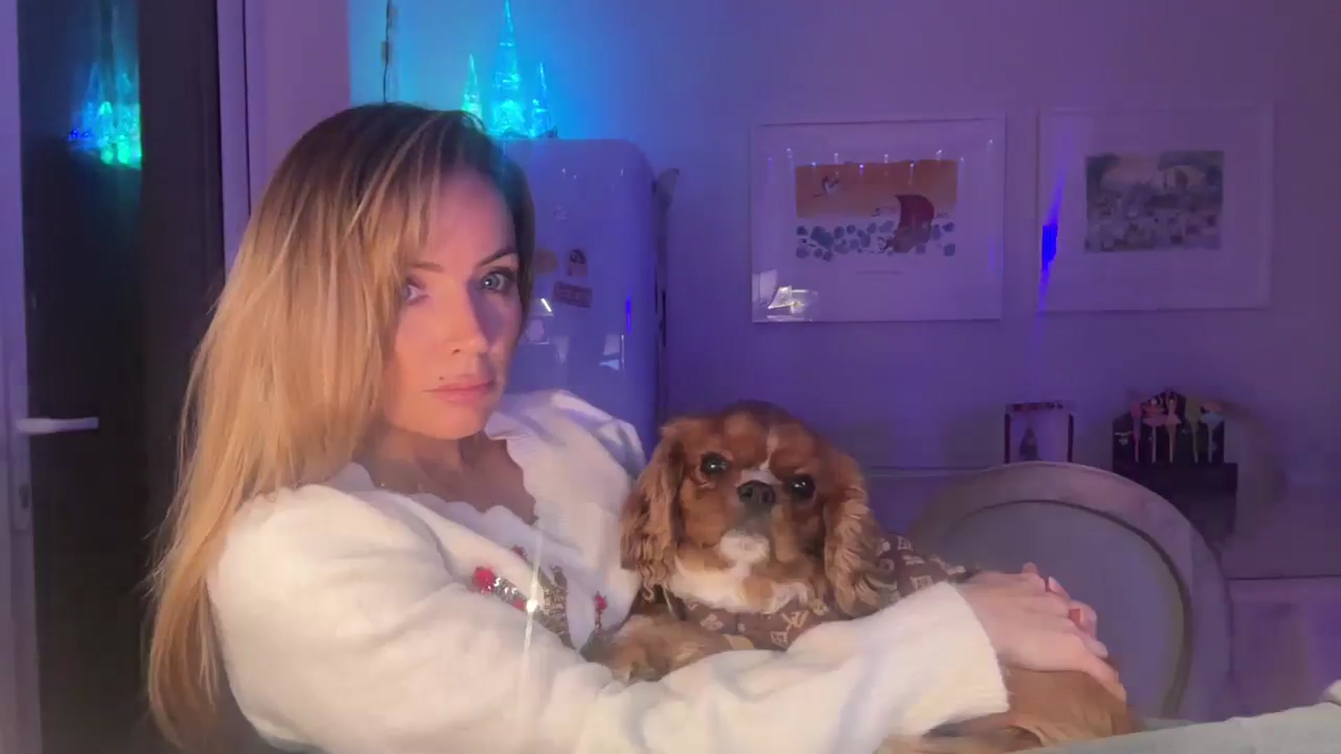 Gallery image thumbnail from Courtney's myfreecams stream on, 12/08/2025, 18:15 image 15 of 20