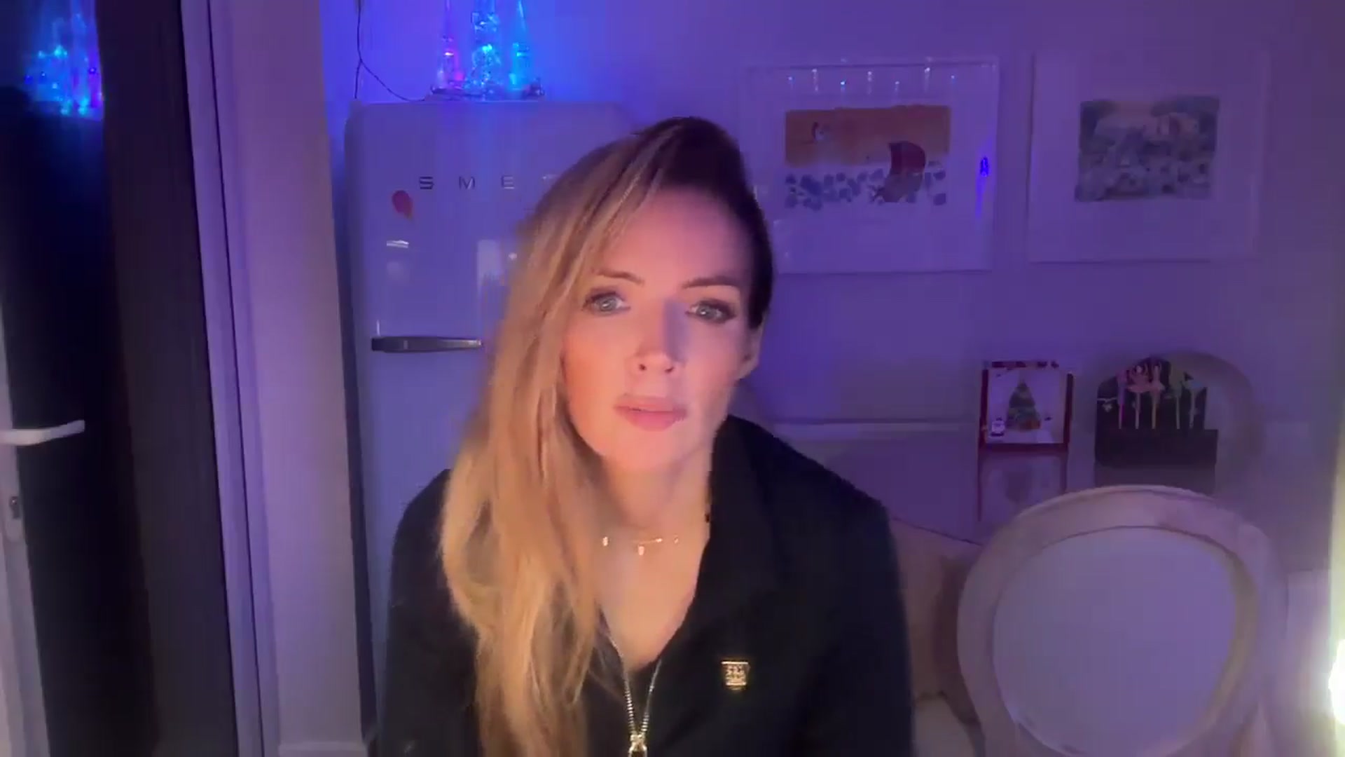 Gallery image thumbnail from Courtney's myfreecams stream on, 12/08/2025, 21:24 image 20 of 20