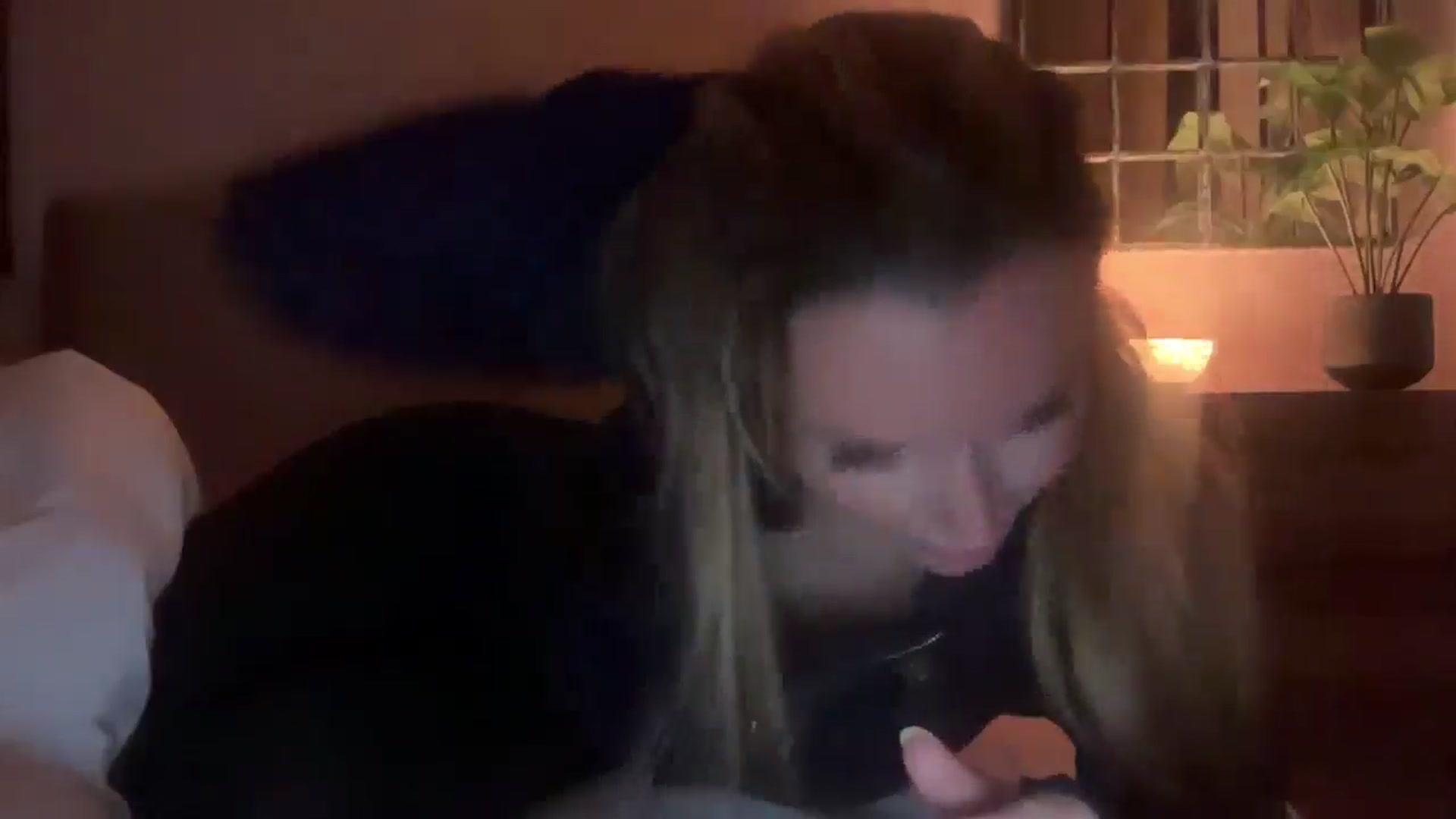 Gallery image thumbnail from Courtney's myfreecams stream on, 12/08/2025, 21:49 image 20 of 20
